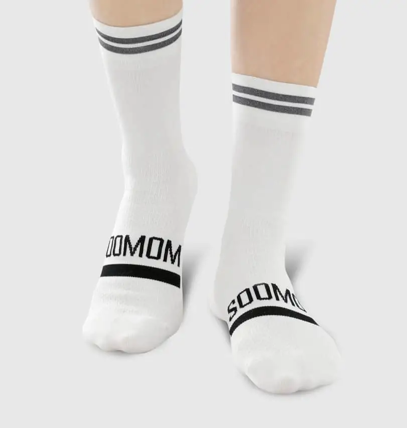 SOOMOM REFLECTIVE CHIC LOGO CYCLING SOCKS