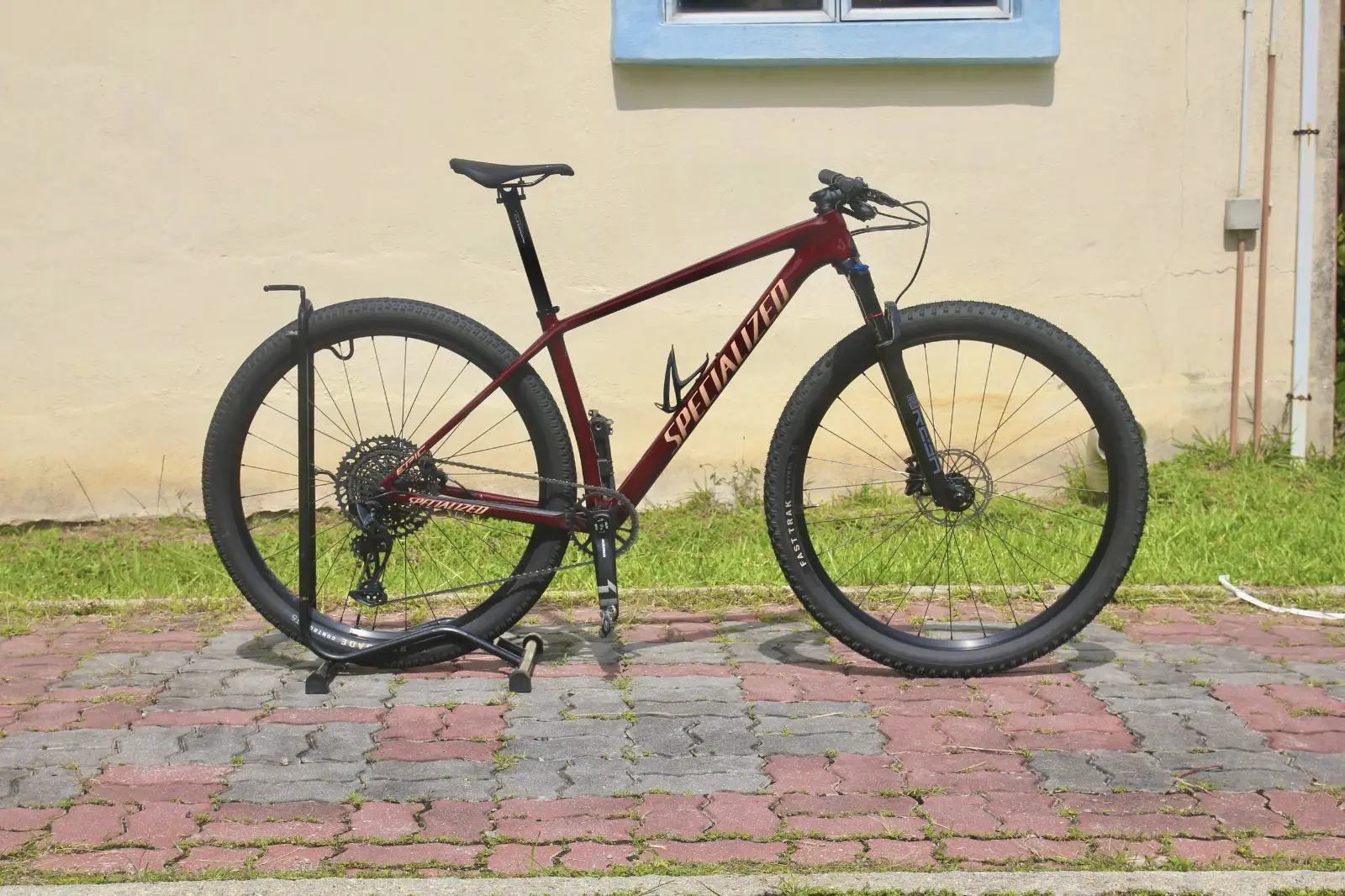Specialized Epic HT Carbon 2023