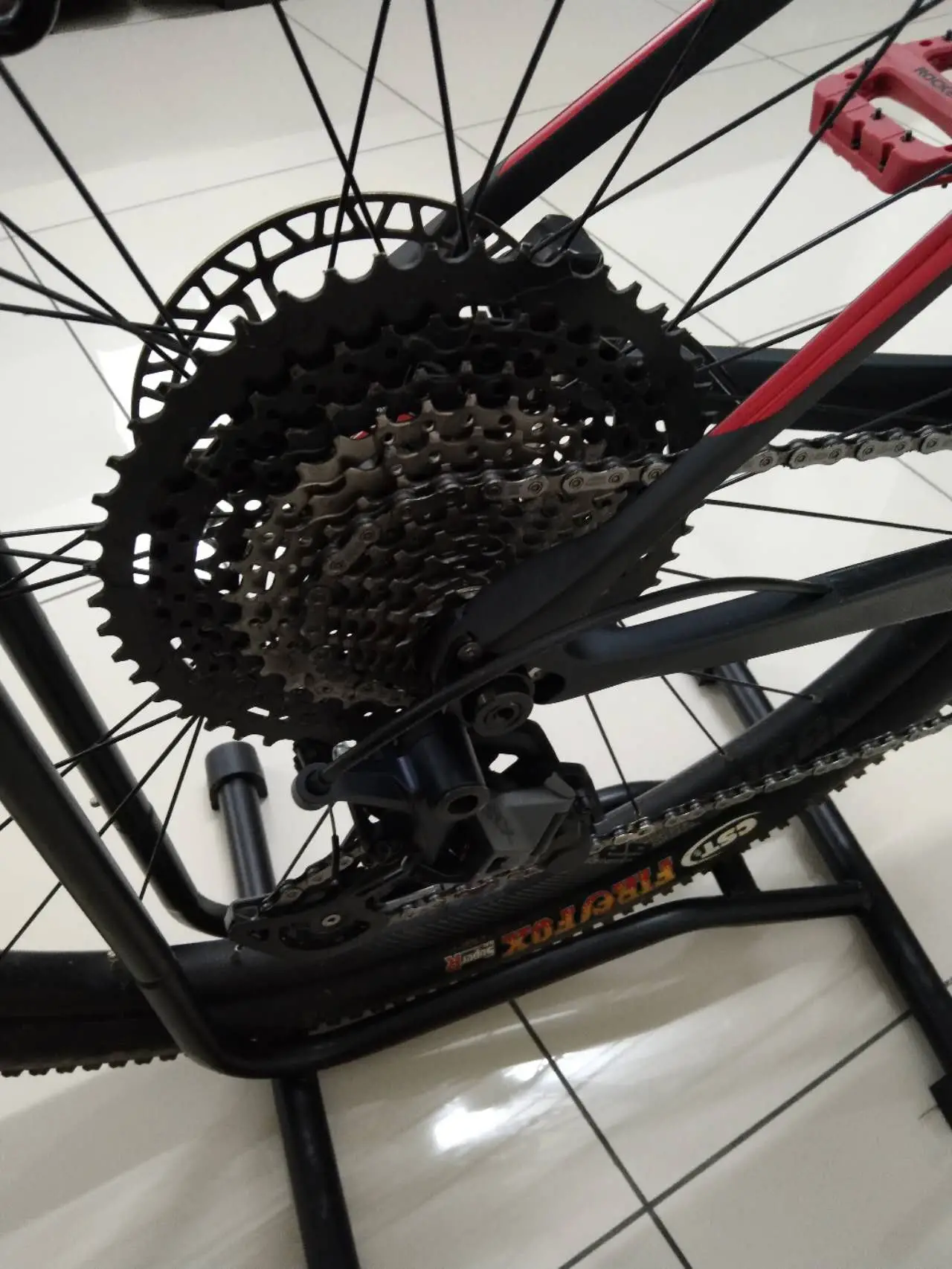 Used 29" Carbon MTB + Rockshox Reba