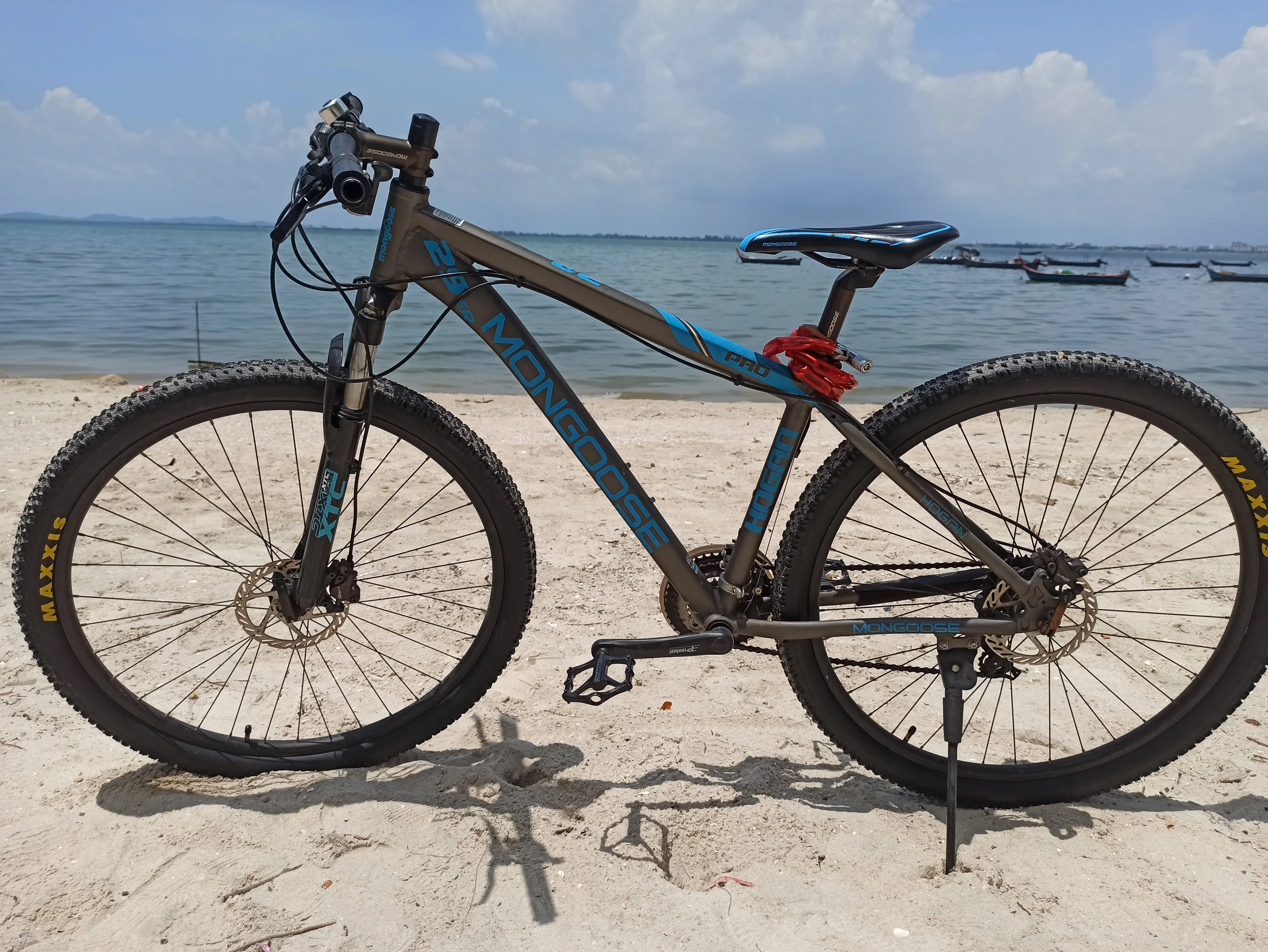 Mongoose MTB for sale
