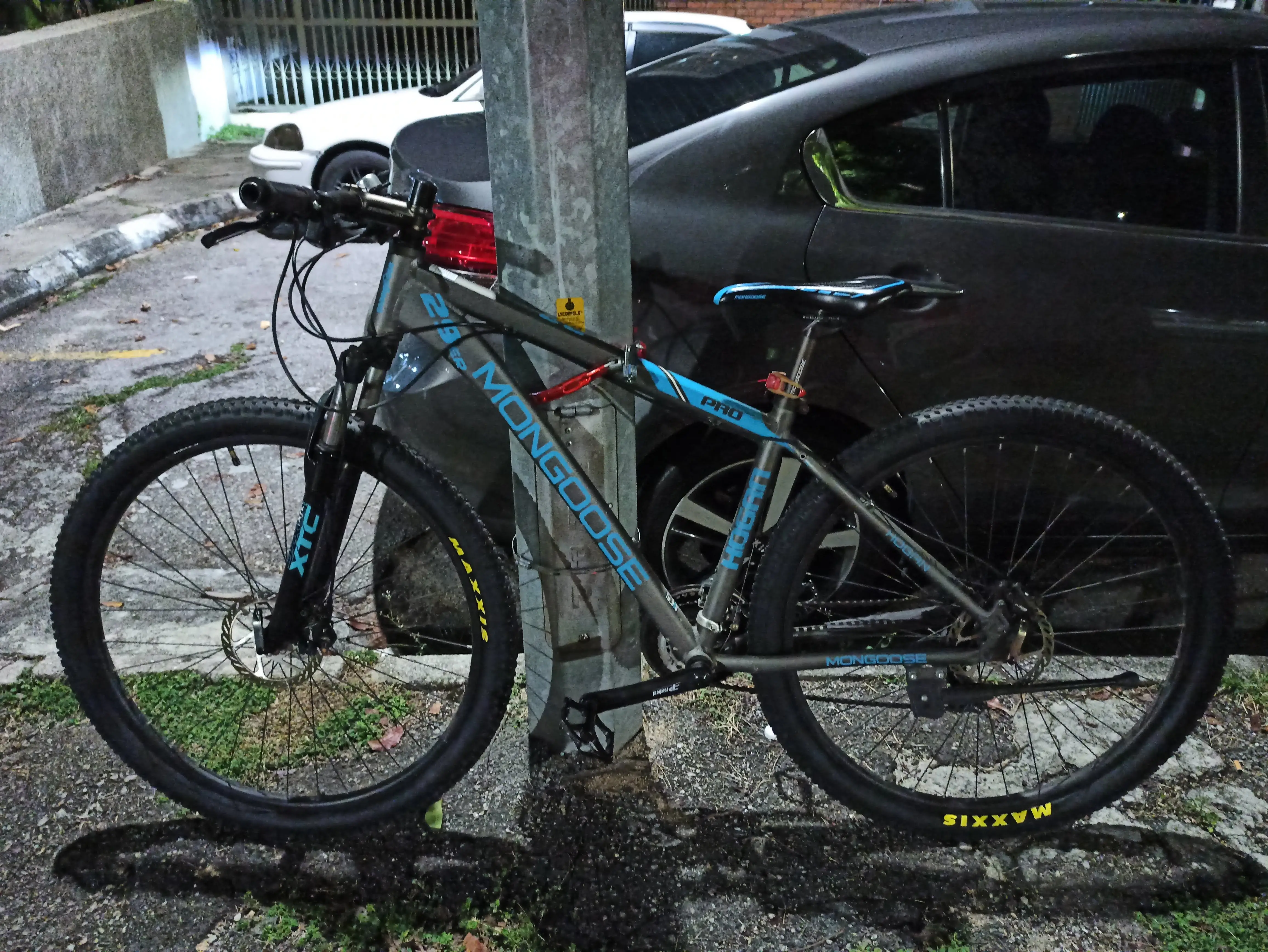 Mongoose MTB for sale