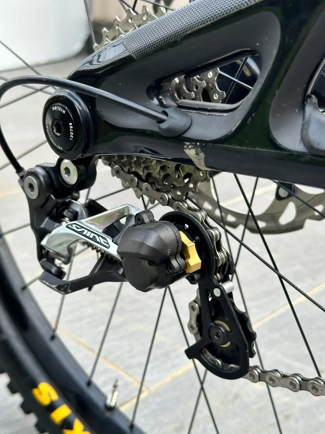 [WTS] Intense M16C Carbon Downhill Bike Complete
