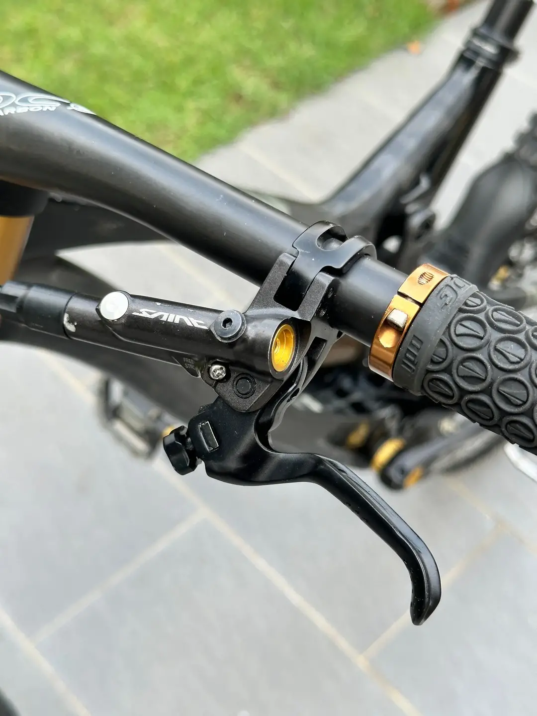 [WTS] Intense M16C Carbon Downhill Bike Complete