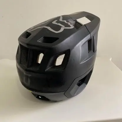 FOX Dropframe Helmet size L fit to M