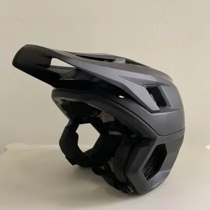 FOX Dropframe Helmet size L fit to M