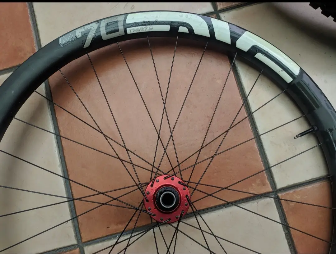 Enve M70 30mm 27.5" carbon wheelset