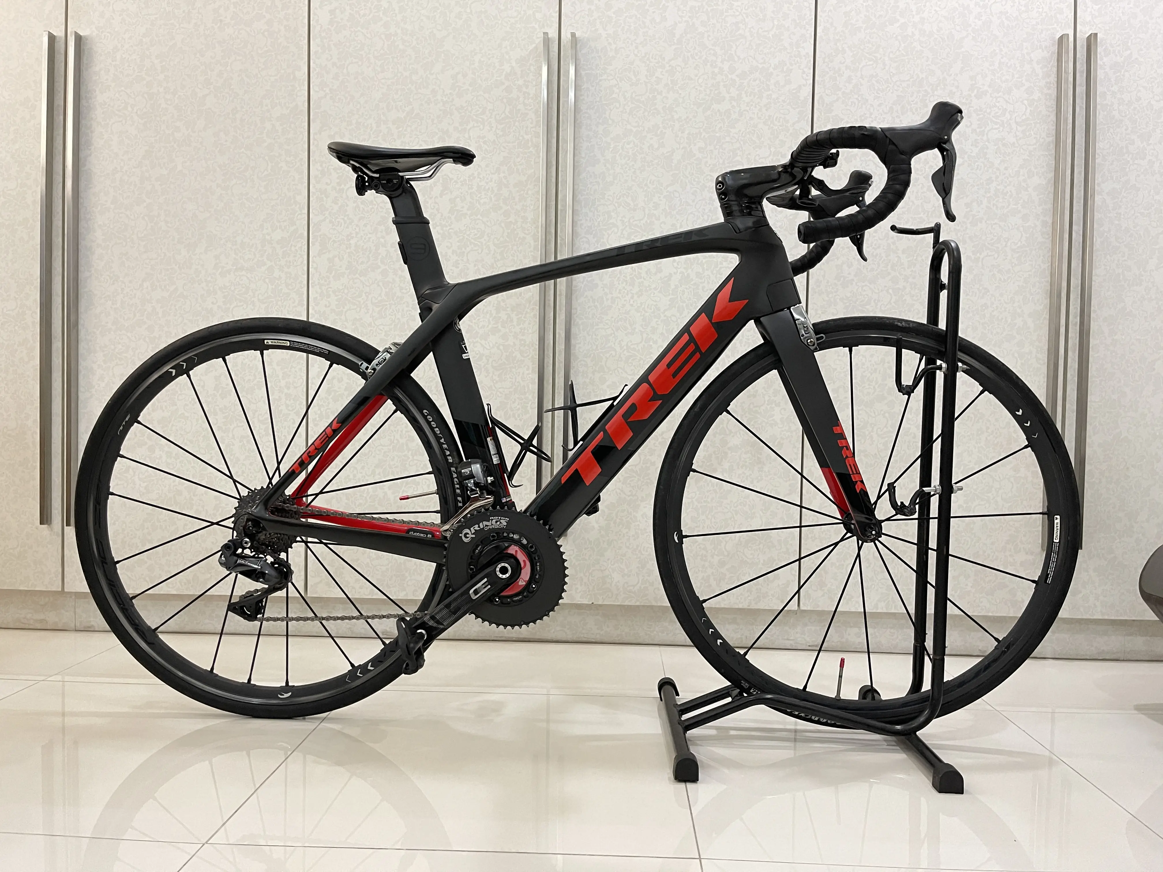 TREK Madone 9.9 Carbon Rim Brakes Complete Bike