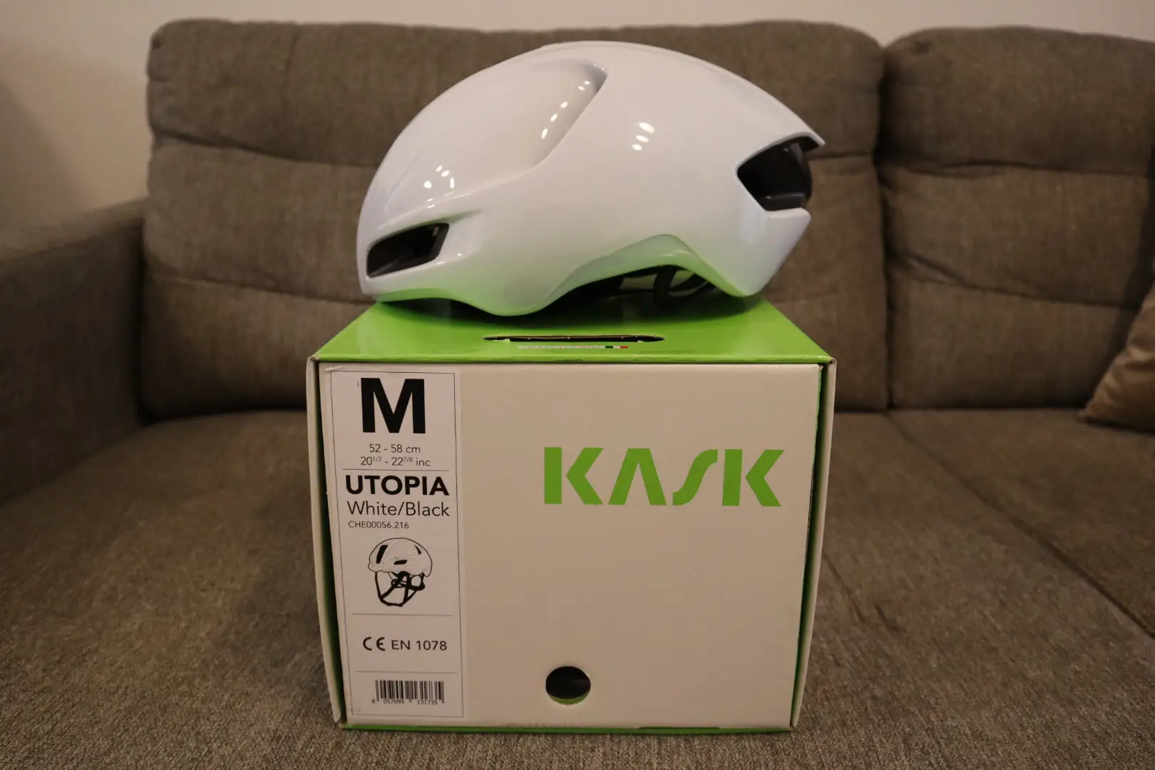BICYCLE HELMET KASK UTOPIA WHITE/BLACK SIZE M (52-58CM)