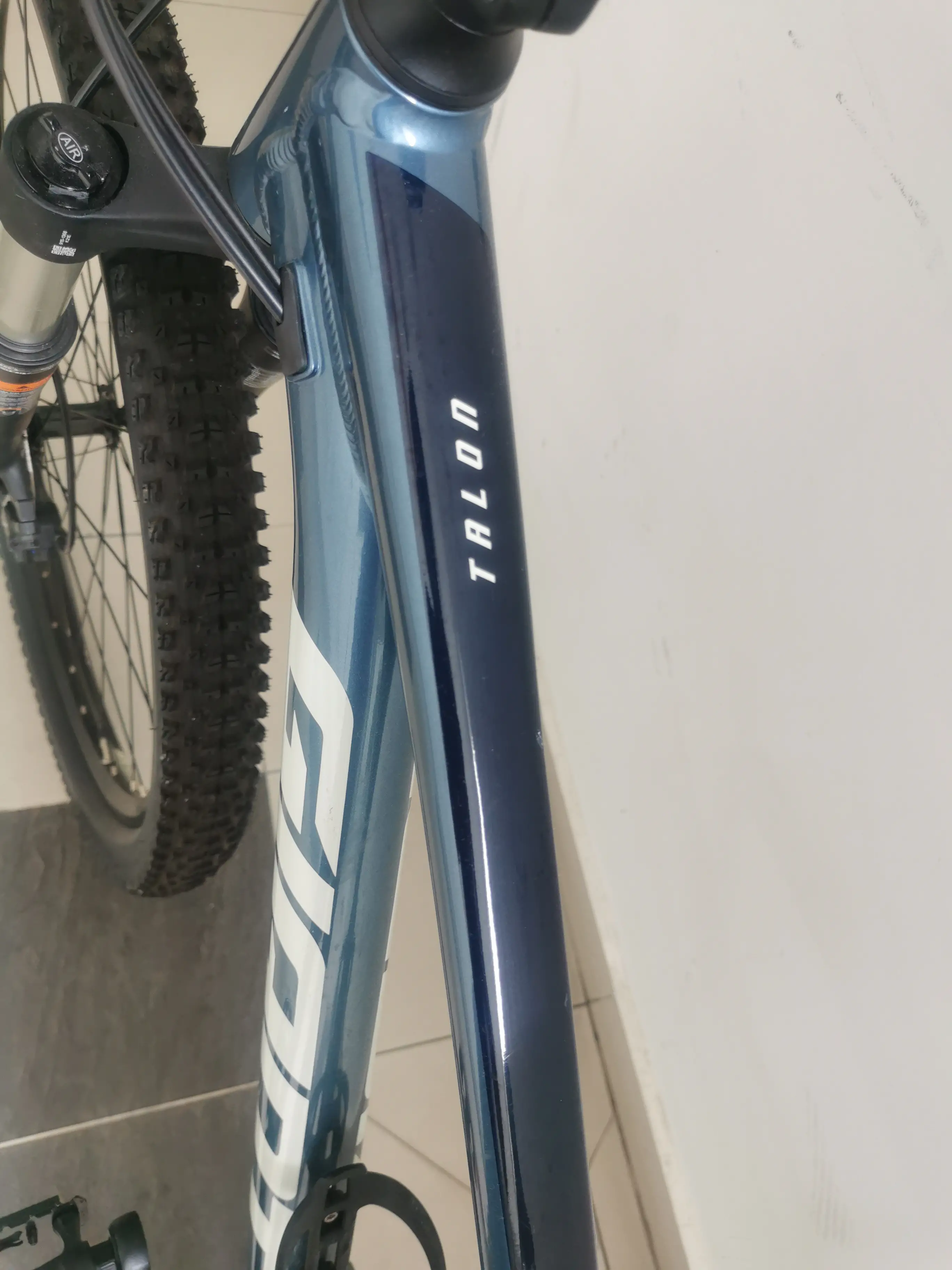 Used Giant Talon 0