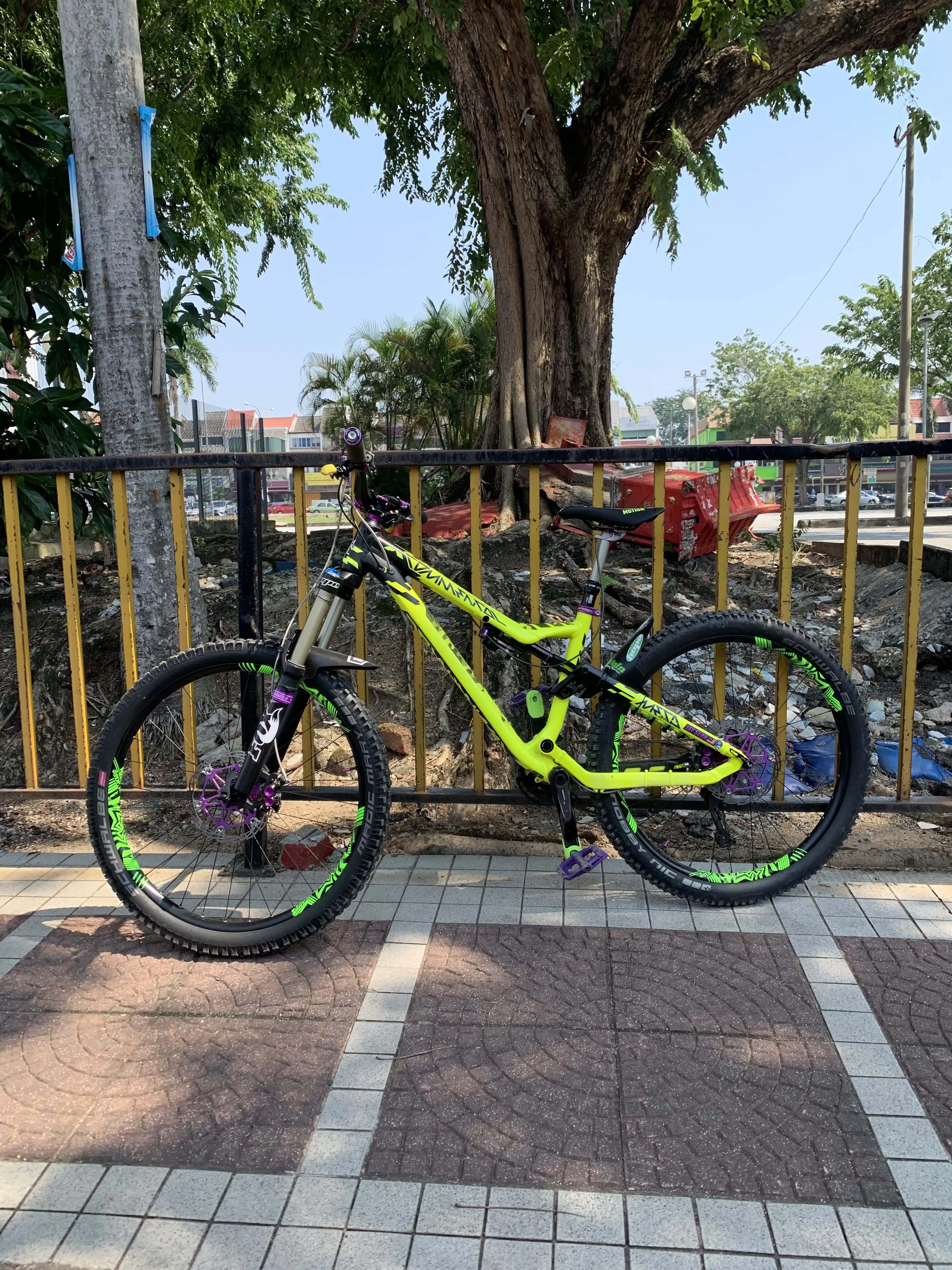 Commencal META AM V4