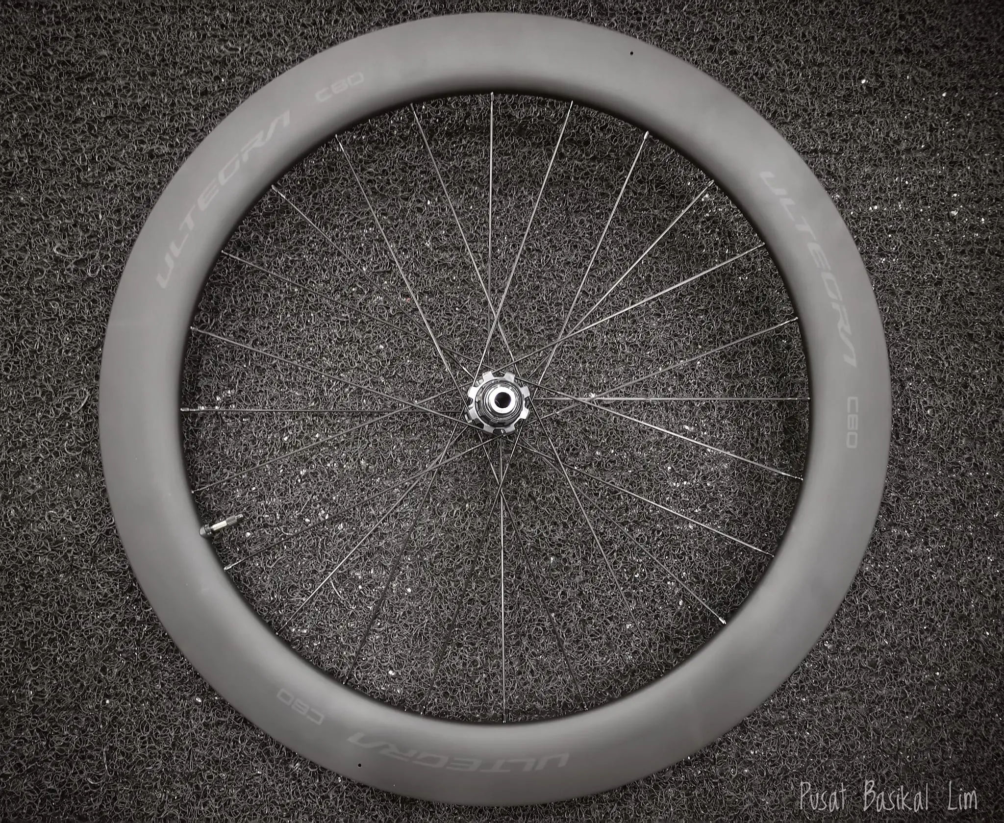 Shimano Ultegra C60 Carbon Wheelset