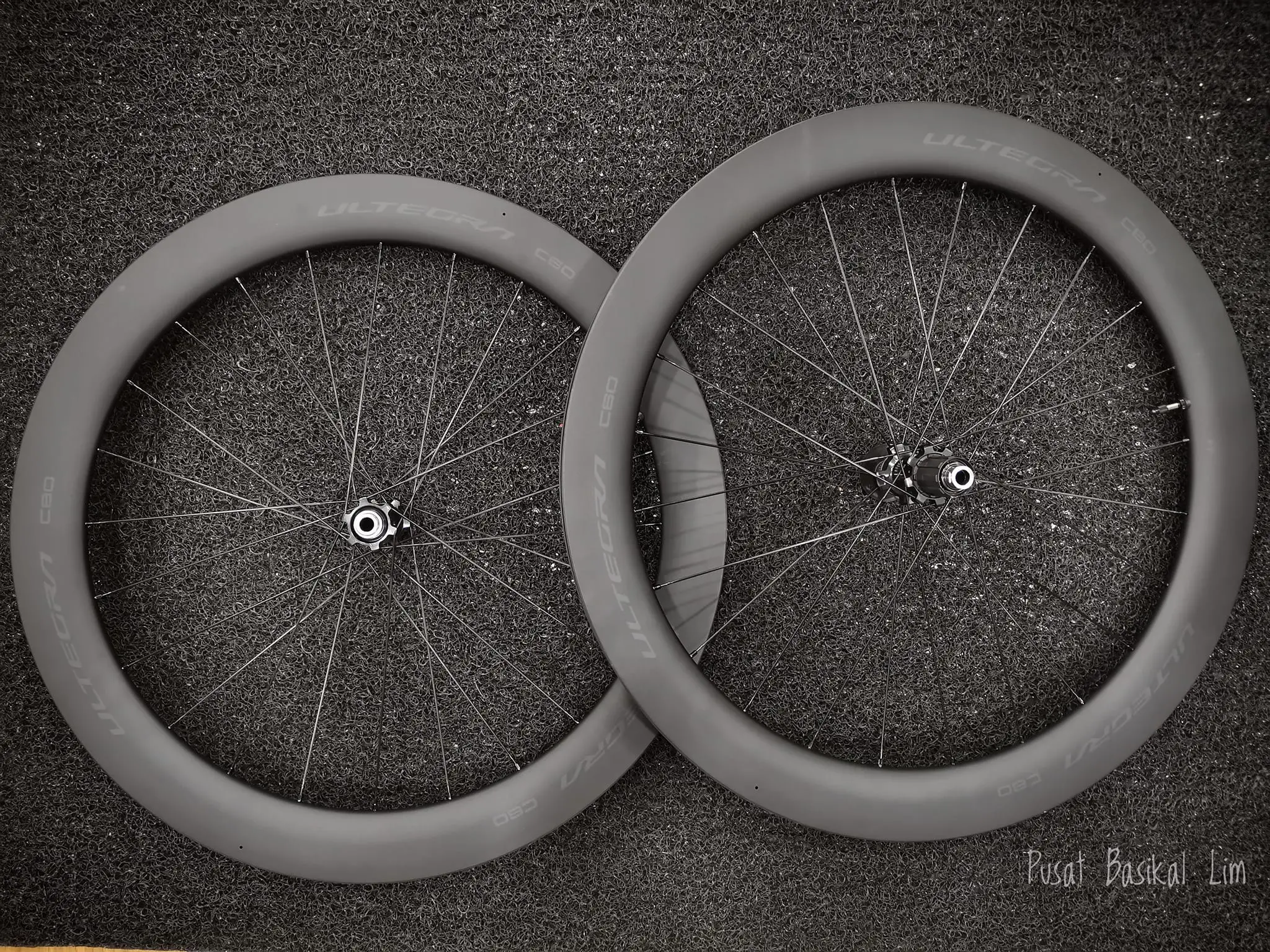 Shimano Ultegra C60 Carbon Wheelset