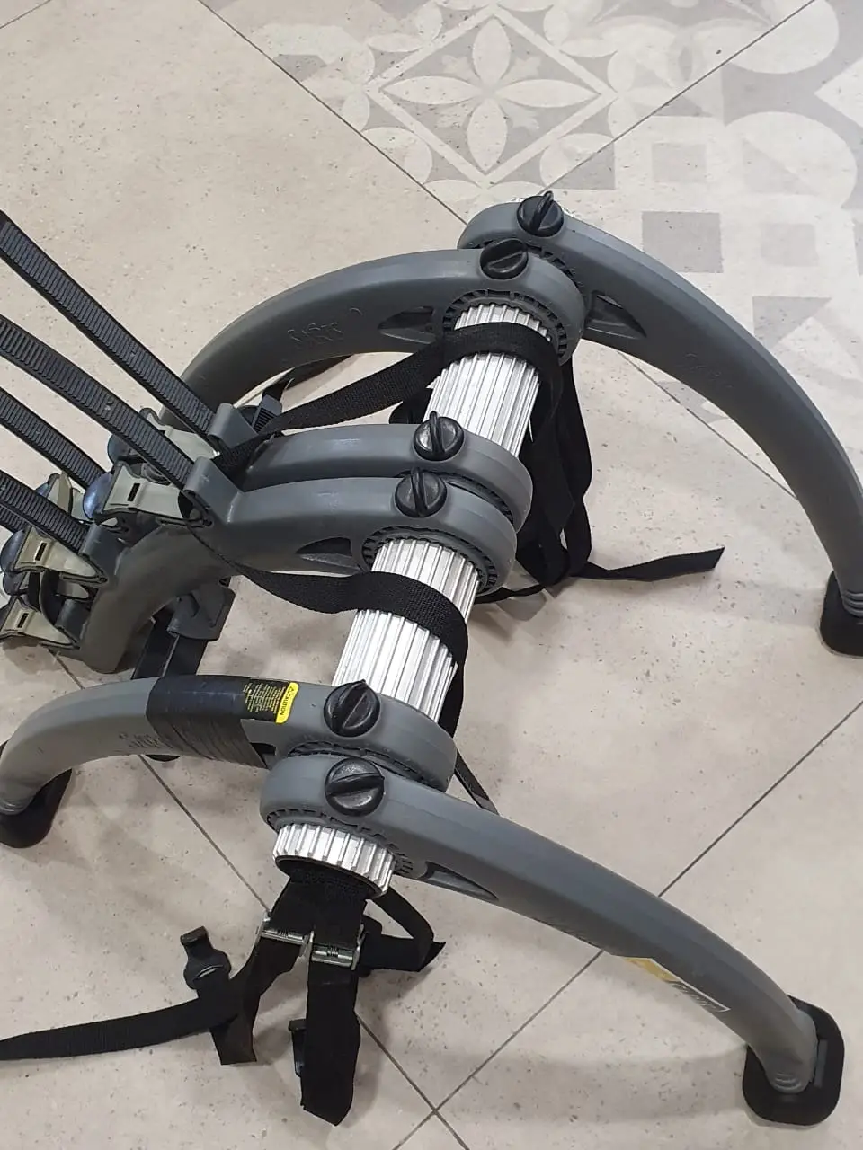 Saris Bones 3 Trunk Rack - for 3 bikes