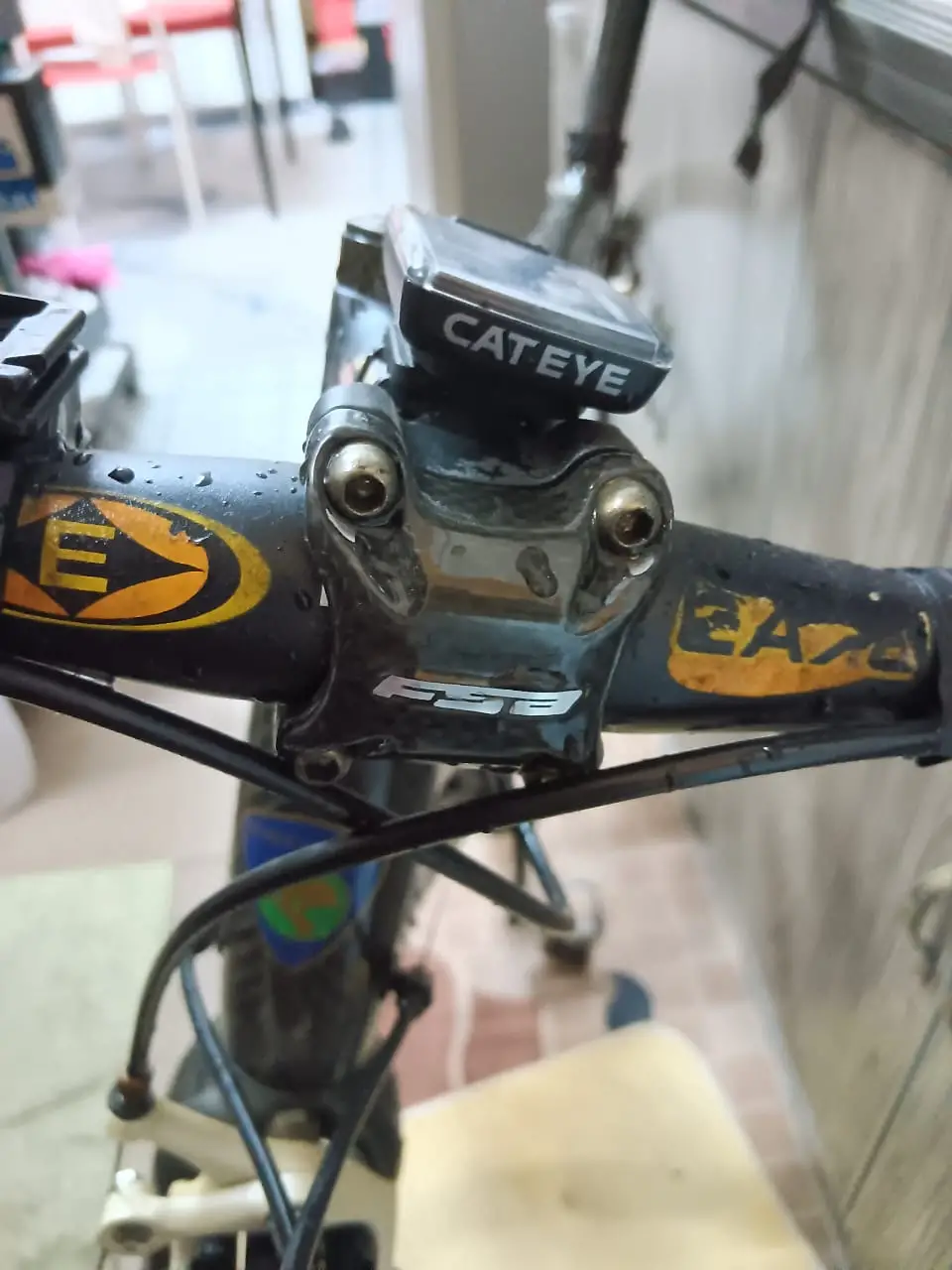 T sprint road bike