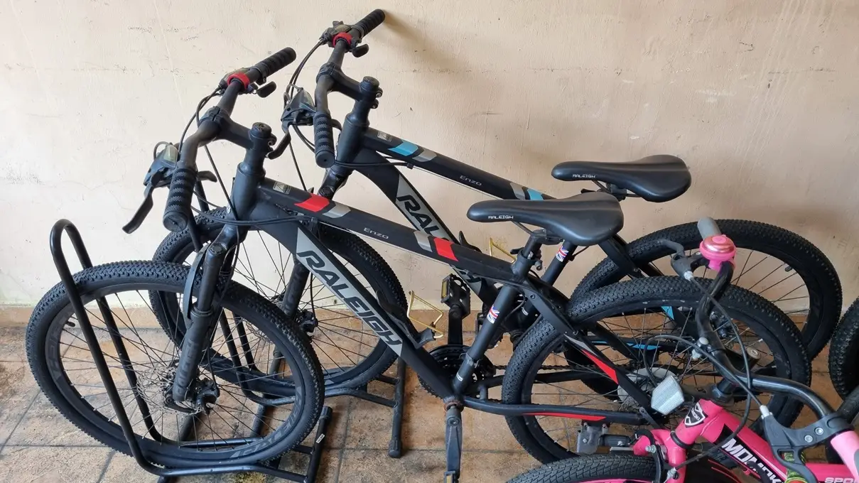 Polygon Strava & Raleigh Enzo MTBs, Montana City Bike & Kid's Bikes