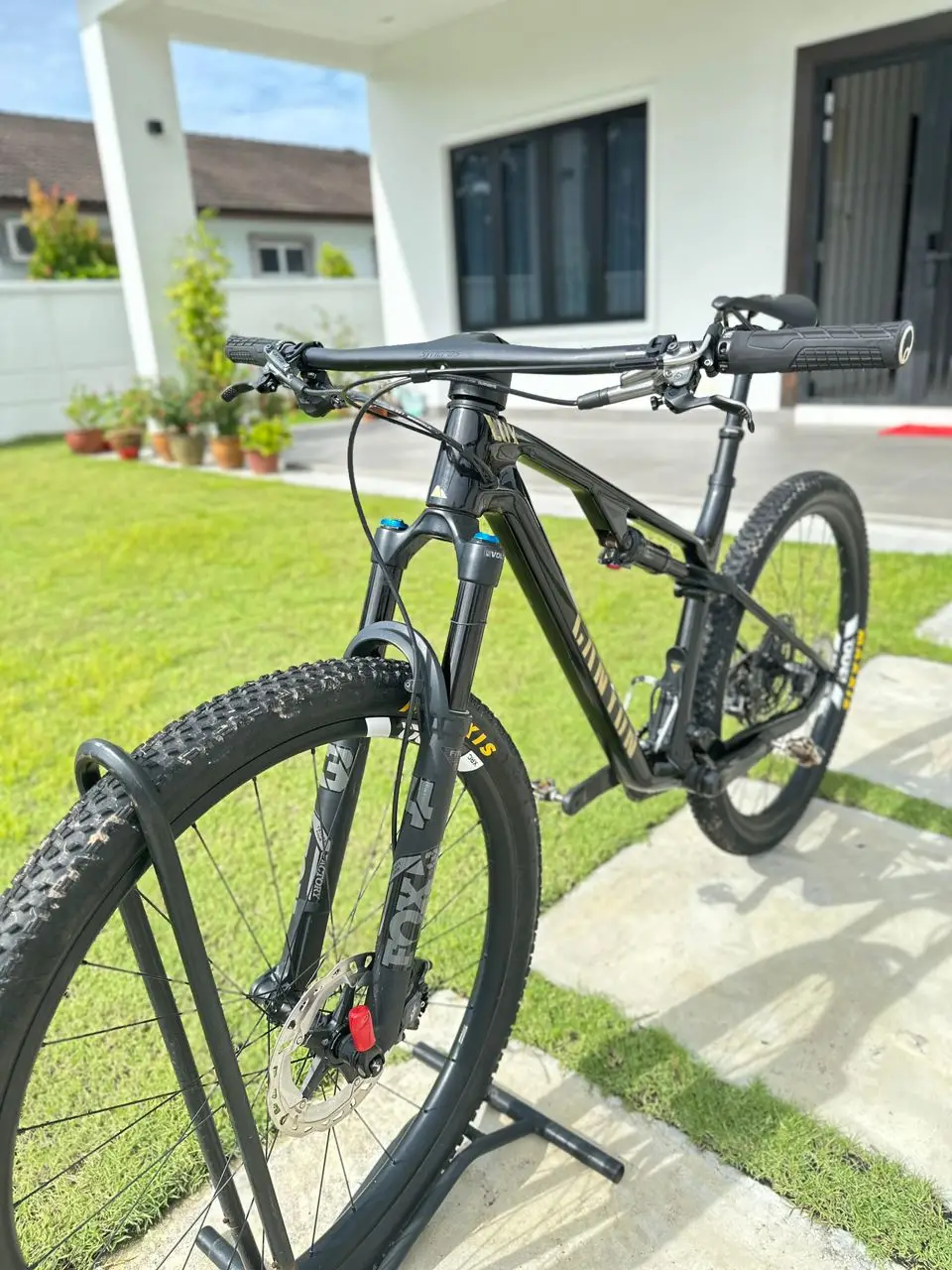 Canyon Lux Trail CF 7 2022 (update SHIMANO XTR Group set)