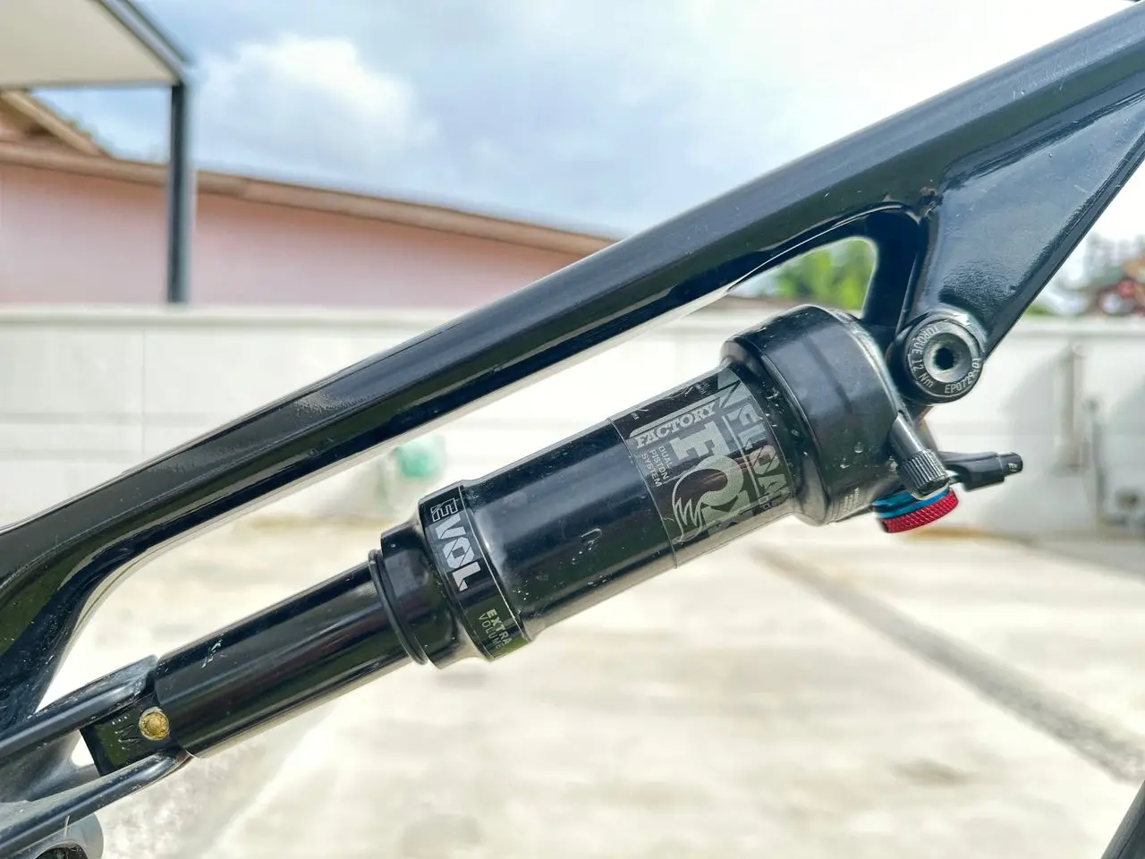 Canyon Lux Trail CF 7 2022 (update SHIMANO XTR Group set)