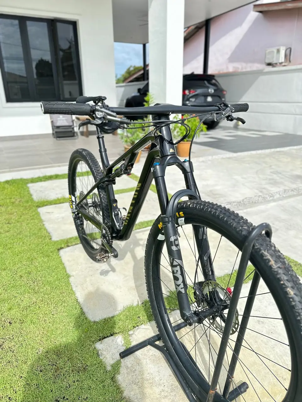 Canyon Lux Trail CF 7 2022 (update SHIMANO XTR Group set)