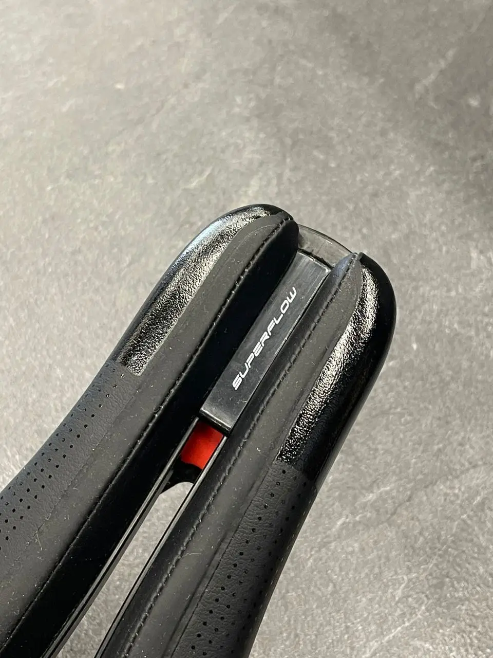SELLE ITALIA WATT CARBON SADDLE CHEAP CHEAP SELLING !