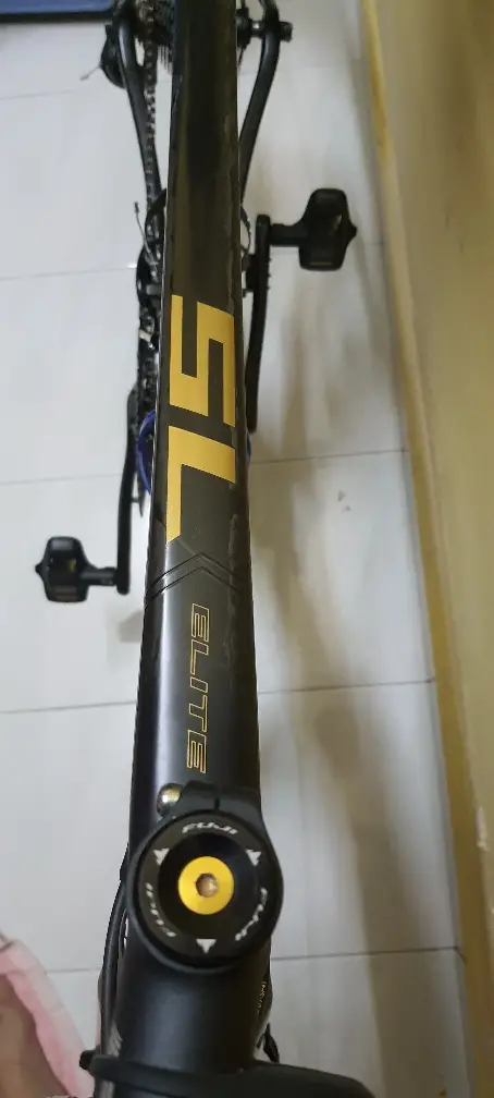 Uesd - FUJI SL ELITE ROAD BIKE SIZE: M 54