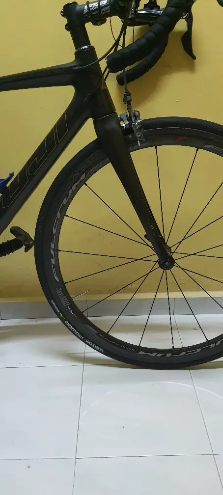 Uesd - FUJI SL ELITE ROAD BIKE SIZE: M 54