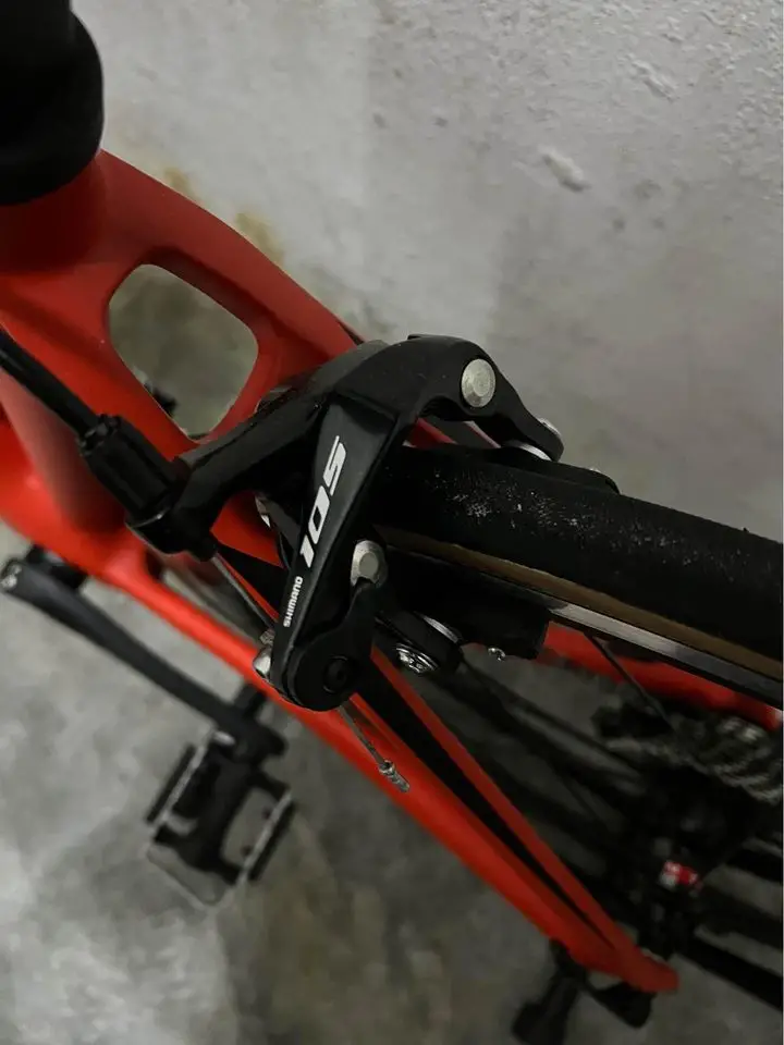 Alcott Ascari Lite rare red/orange matte colour