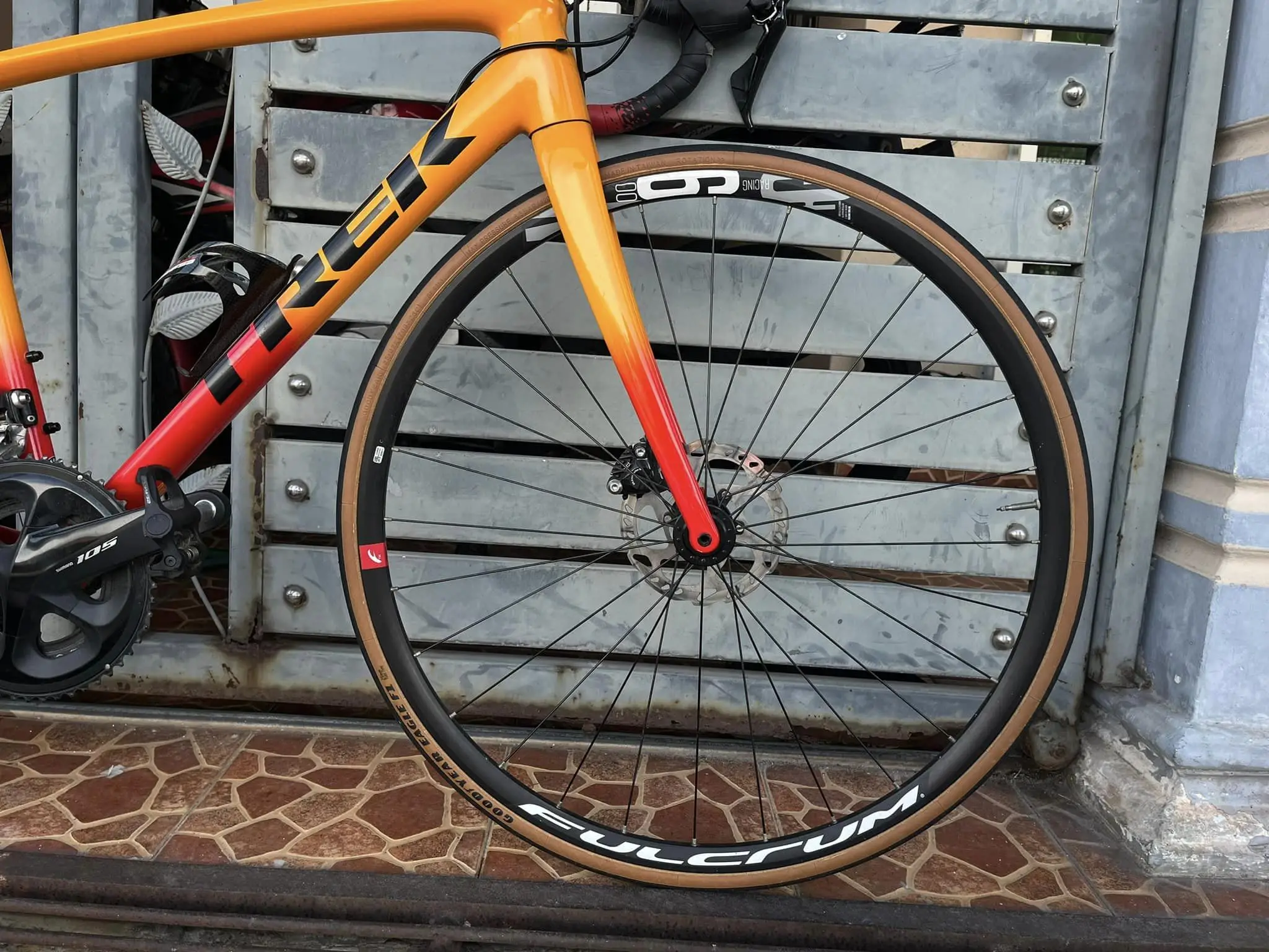 Trek Emonda ALR ( Roadbike)