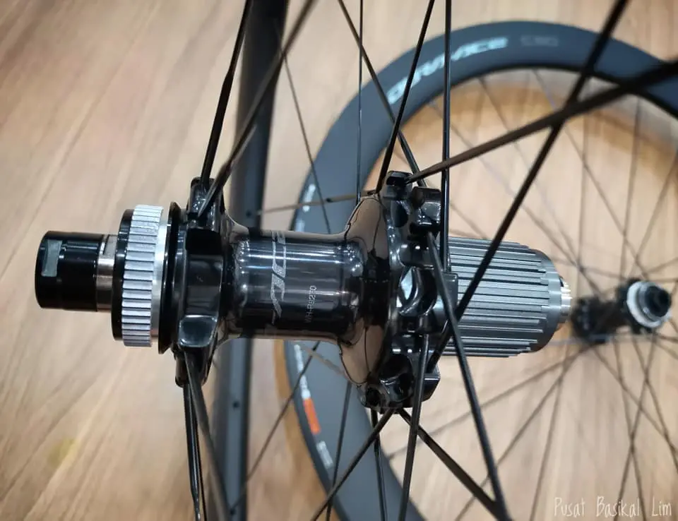 Shimano Dura-Ace R9270 C50 Carbon Wheelset