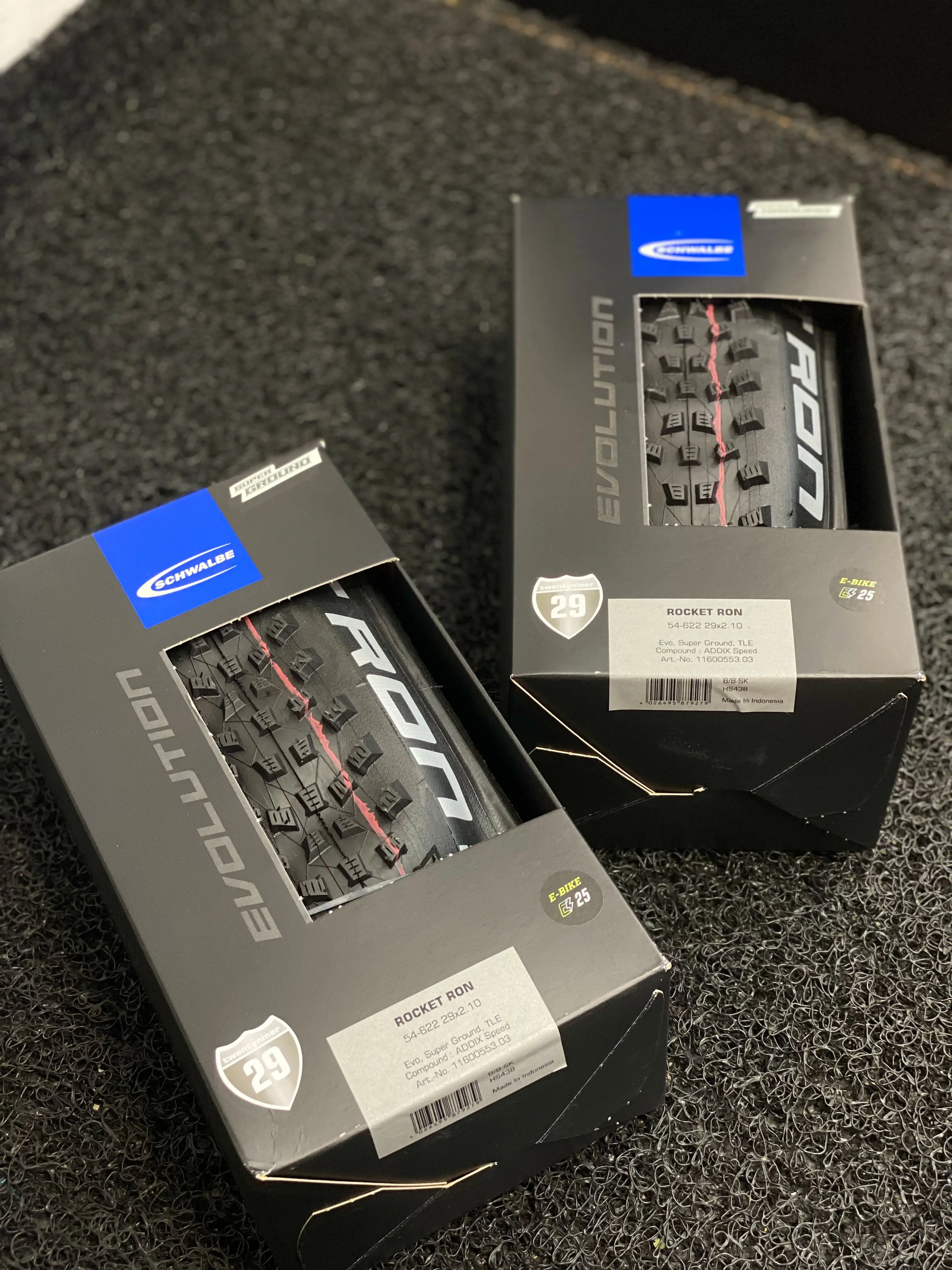 Schwalbe Rocket Ron MTB Tire