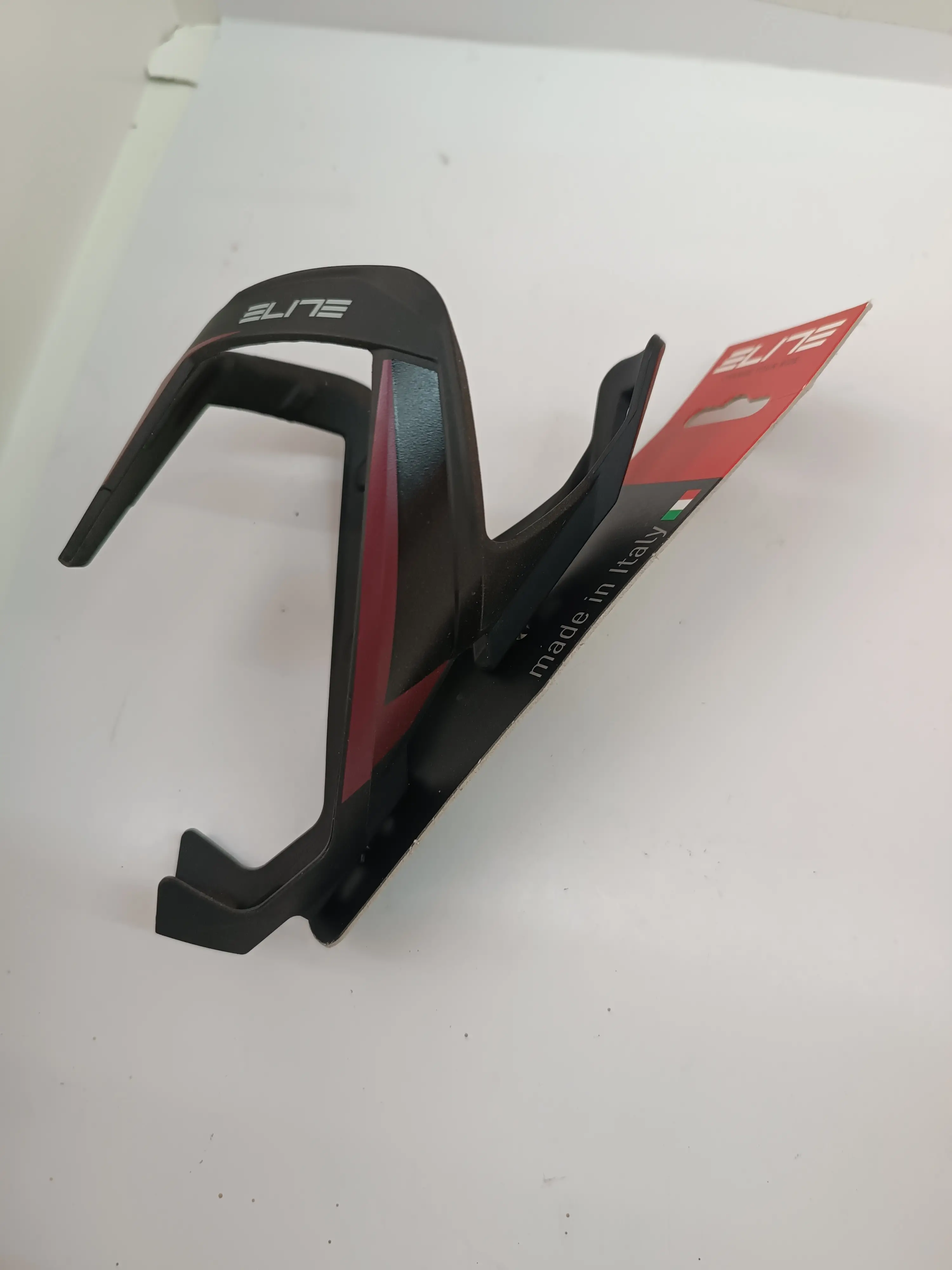 ELITE VICO CARBON BOTTLE CAGE (BLACK-MAROON)