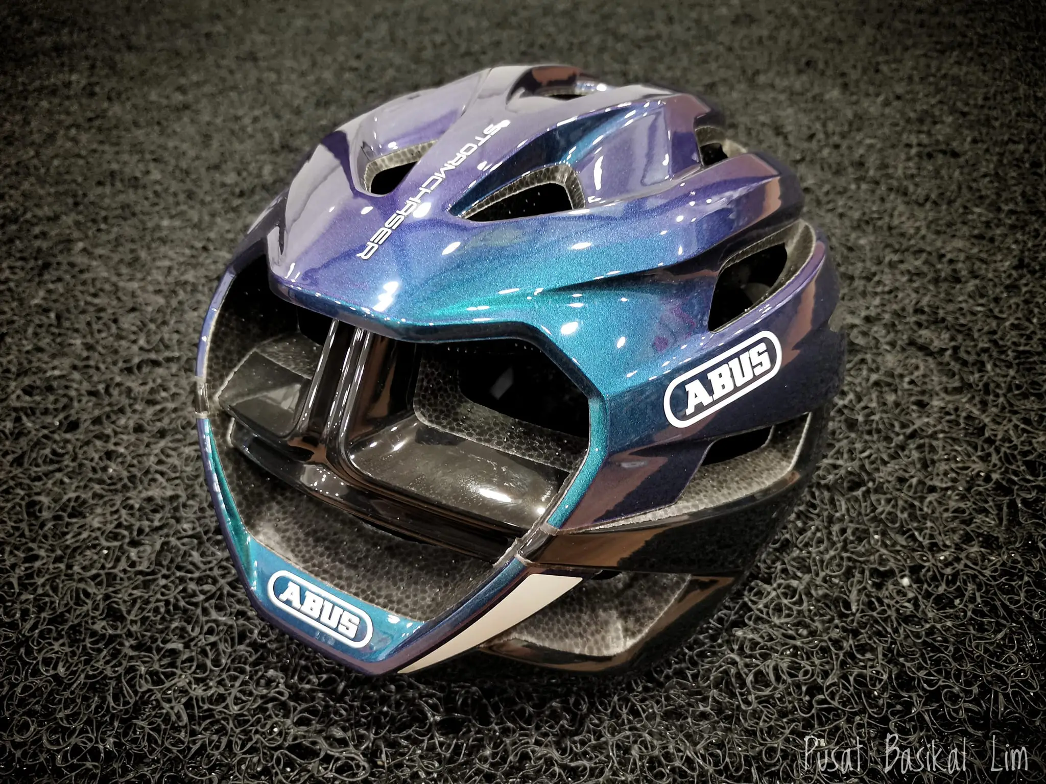 Abus Stormchaser Cycling Helmet