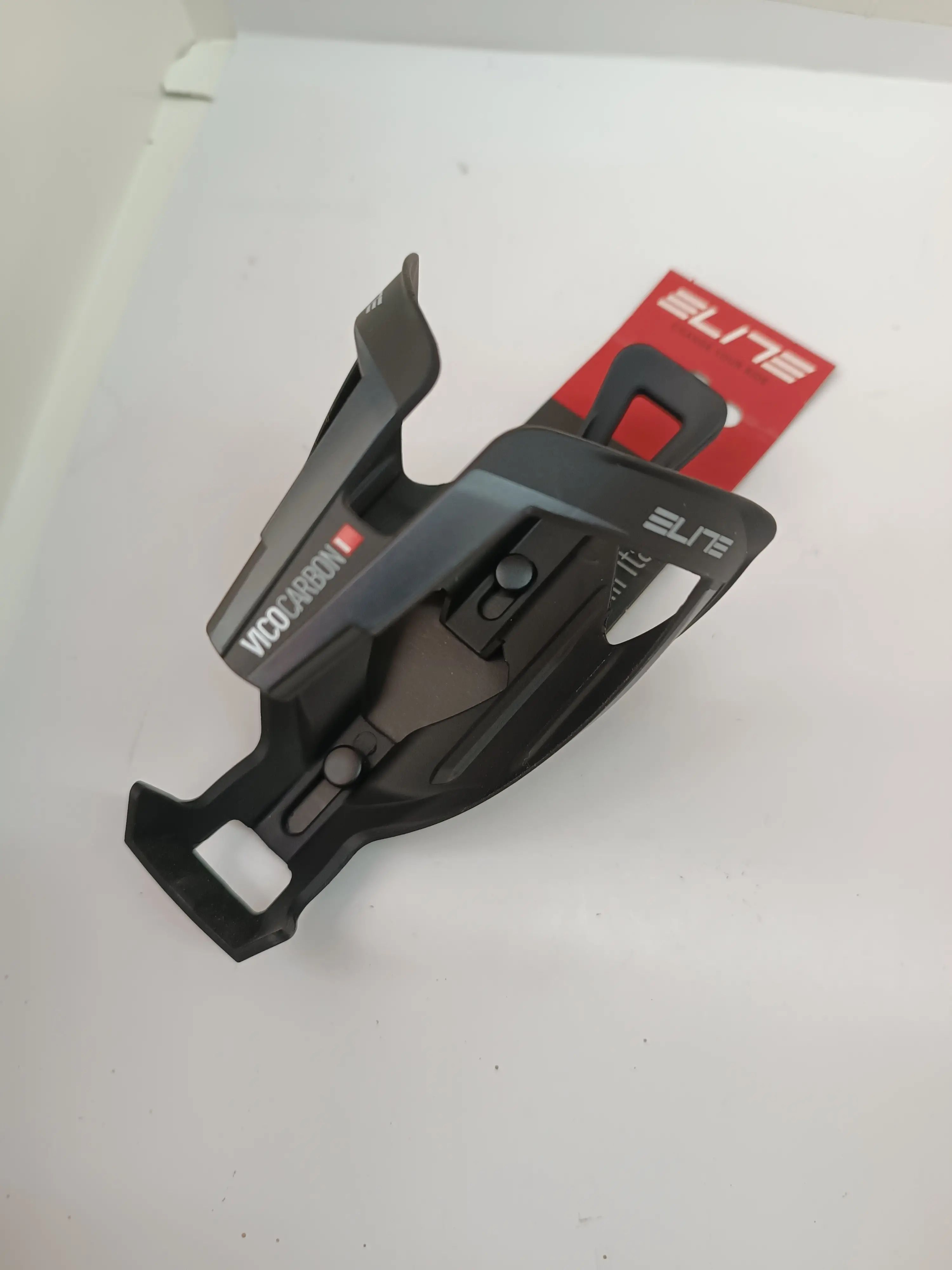 ELITE VICO CARBON BOTTLE CAGE (BLACK-BLACK)