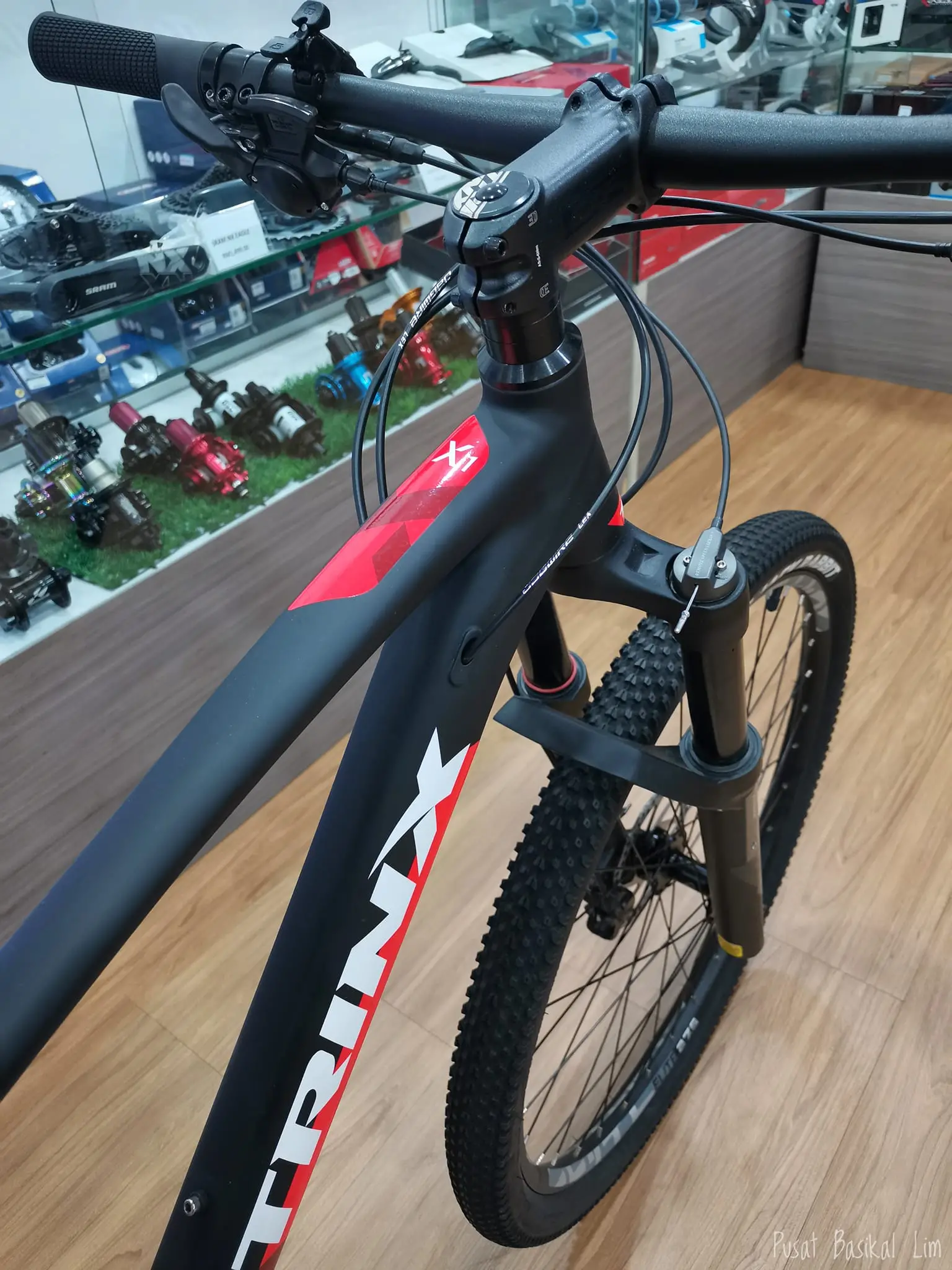 Trinx X1 Elite 27.5 MTB