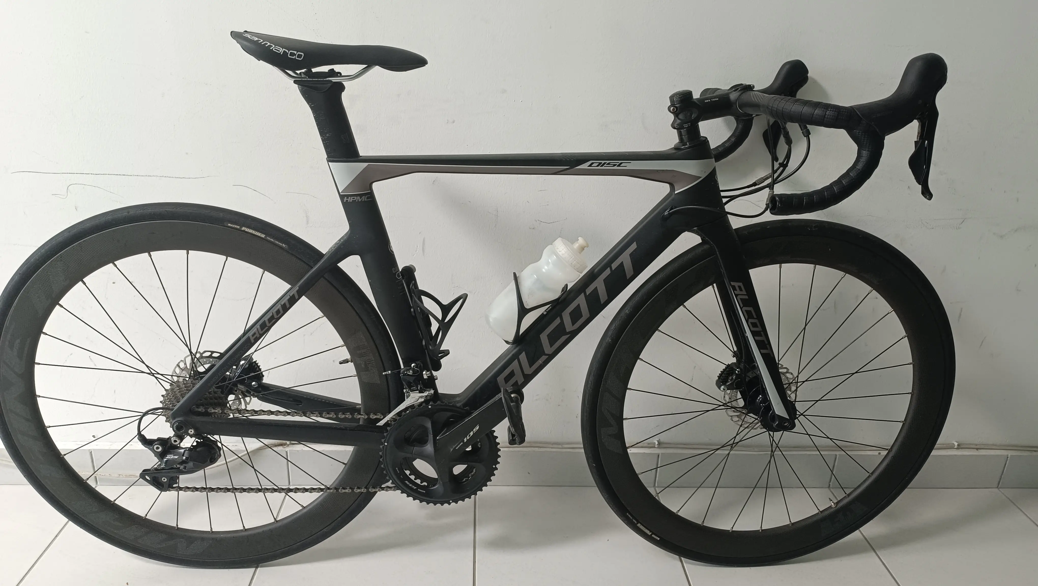 Alcott rossa advance