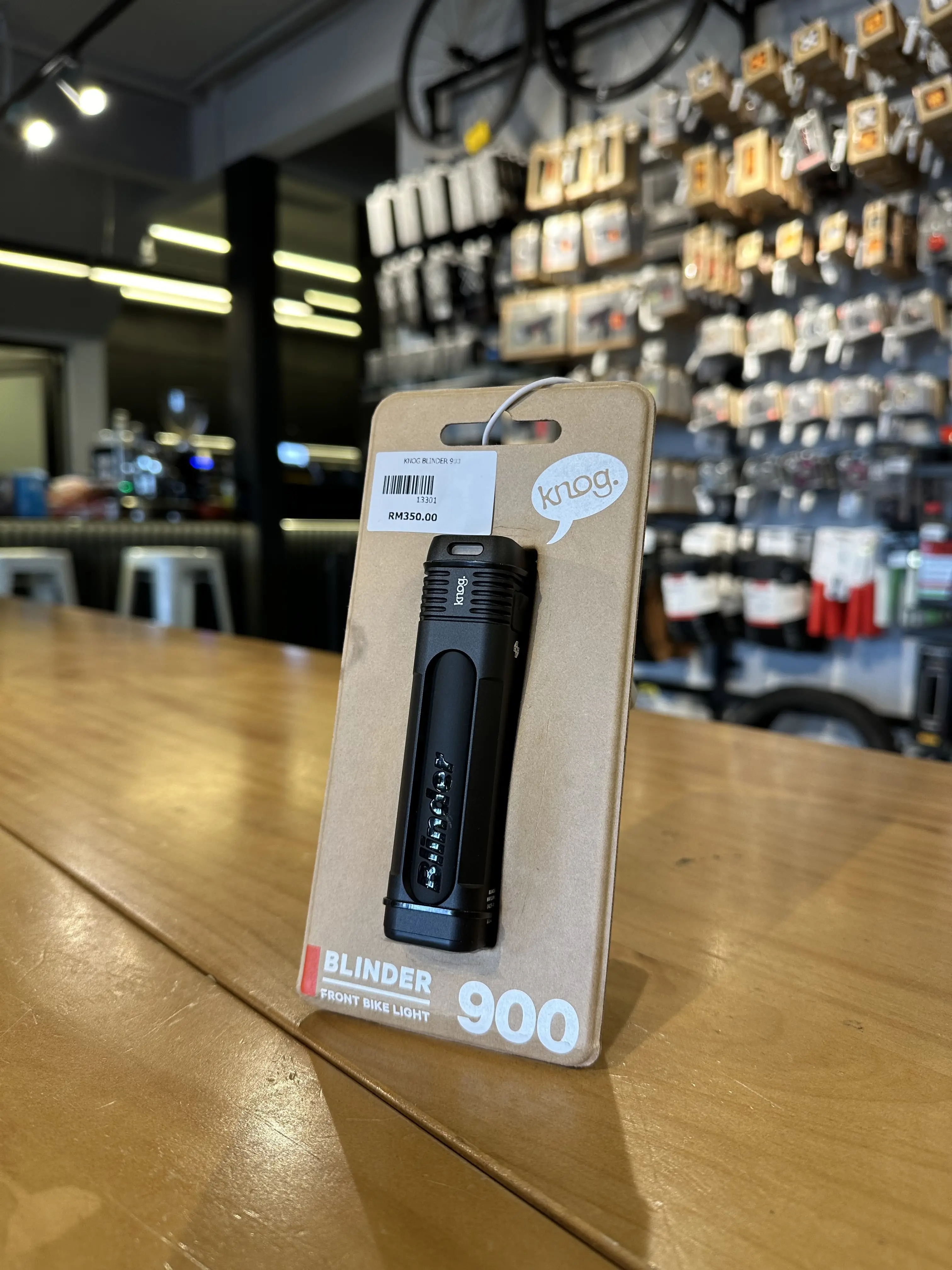 Knog Blinder 900
