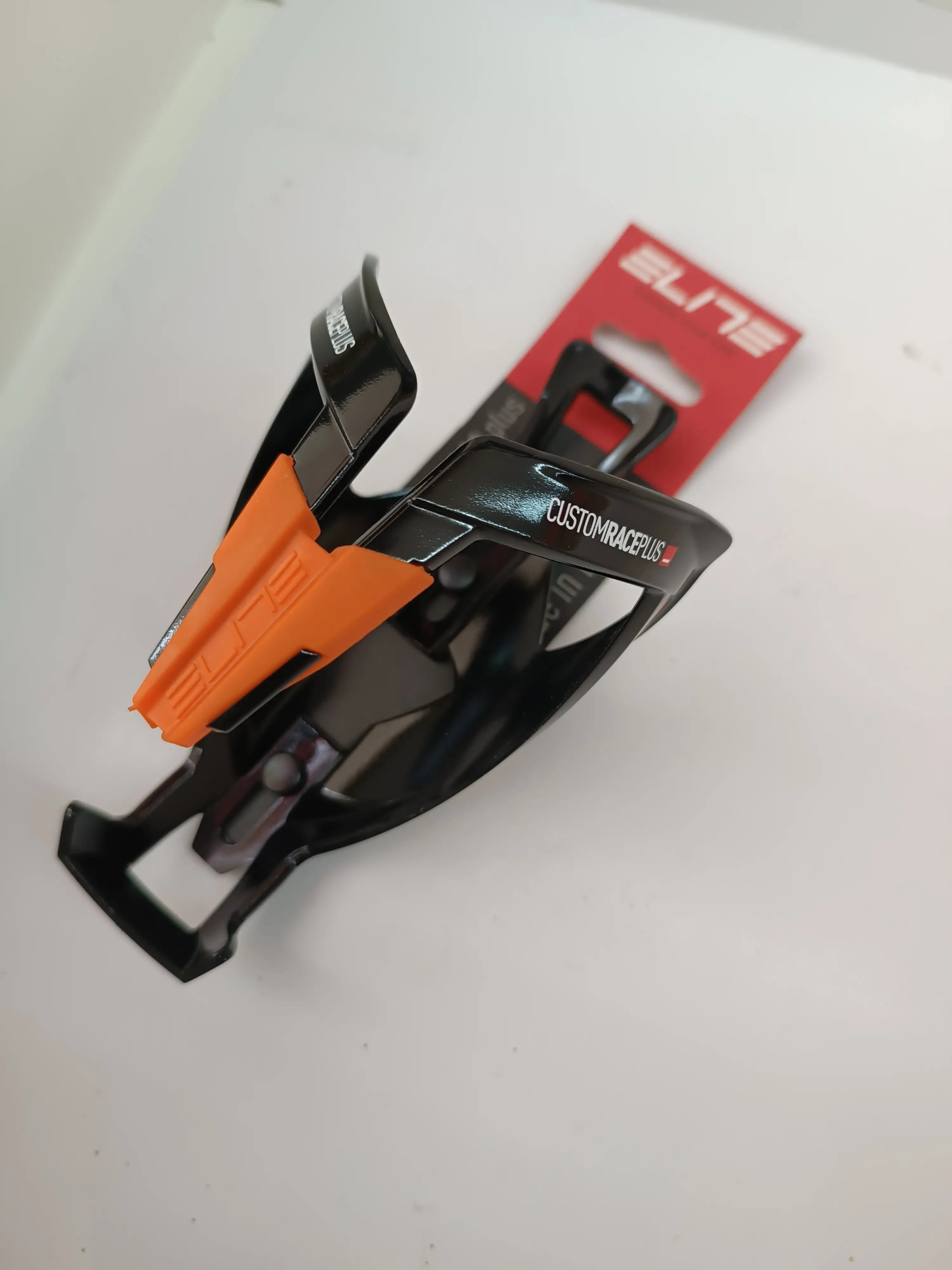 ELITE CUSTOMRACEPLUS BOTTLE CAGE (GLOSS BLACK-ORANGE)