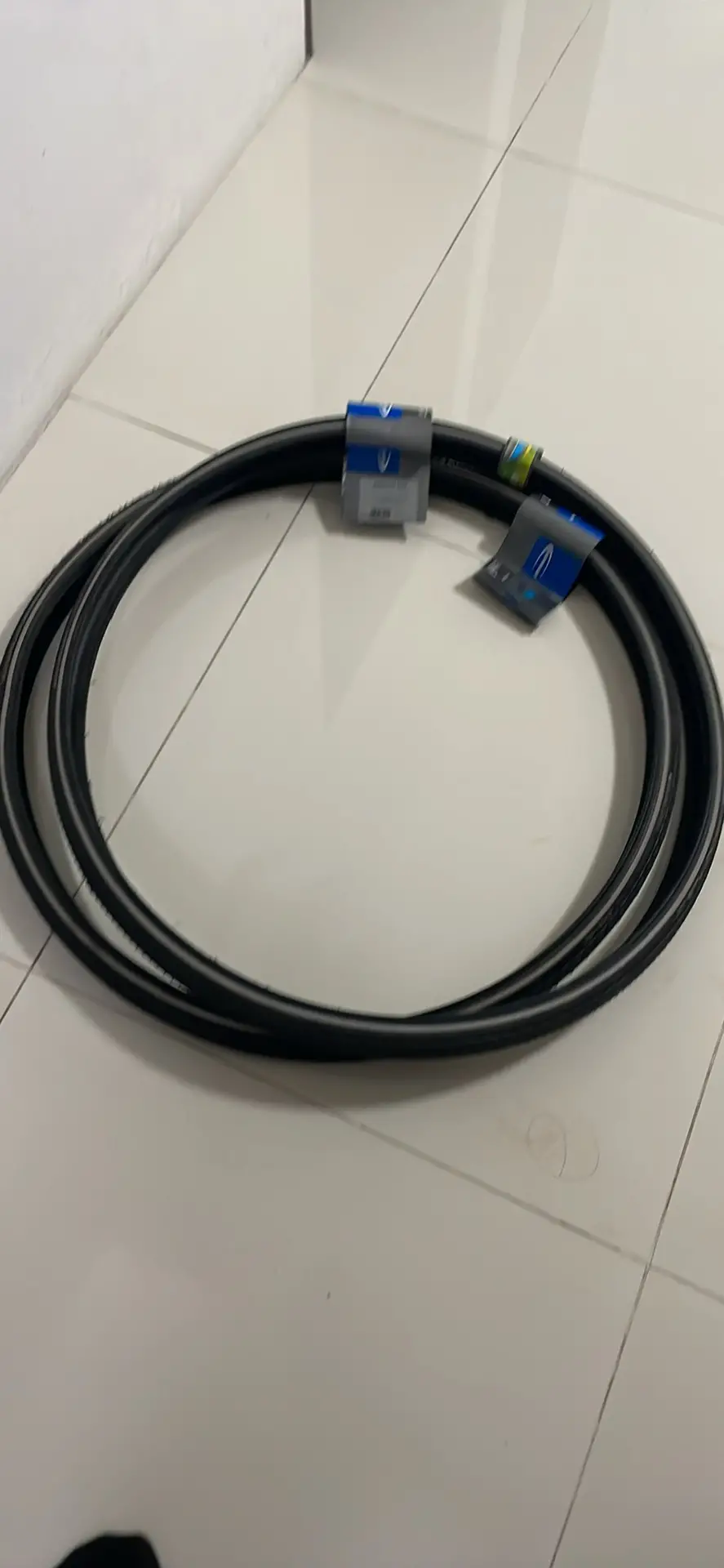Schwalbe Marathon plus 700cc New tire for sale