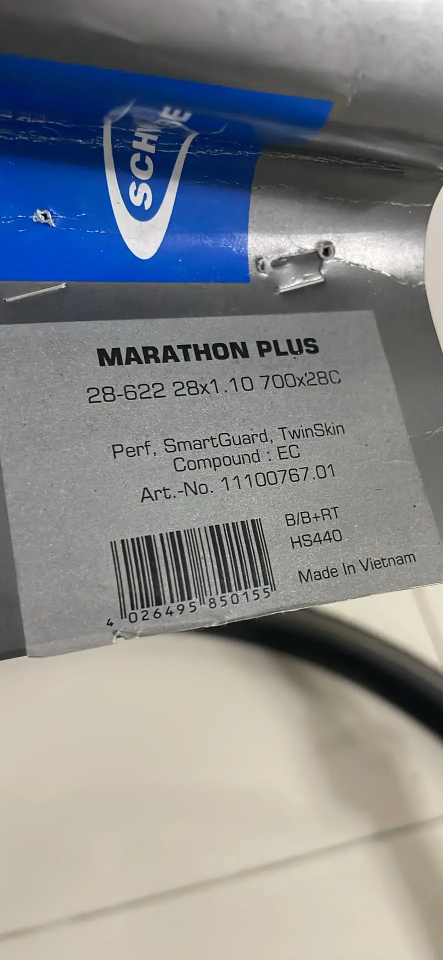 Schwalbe Marathon plus 700cc New tire for sale