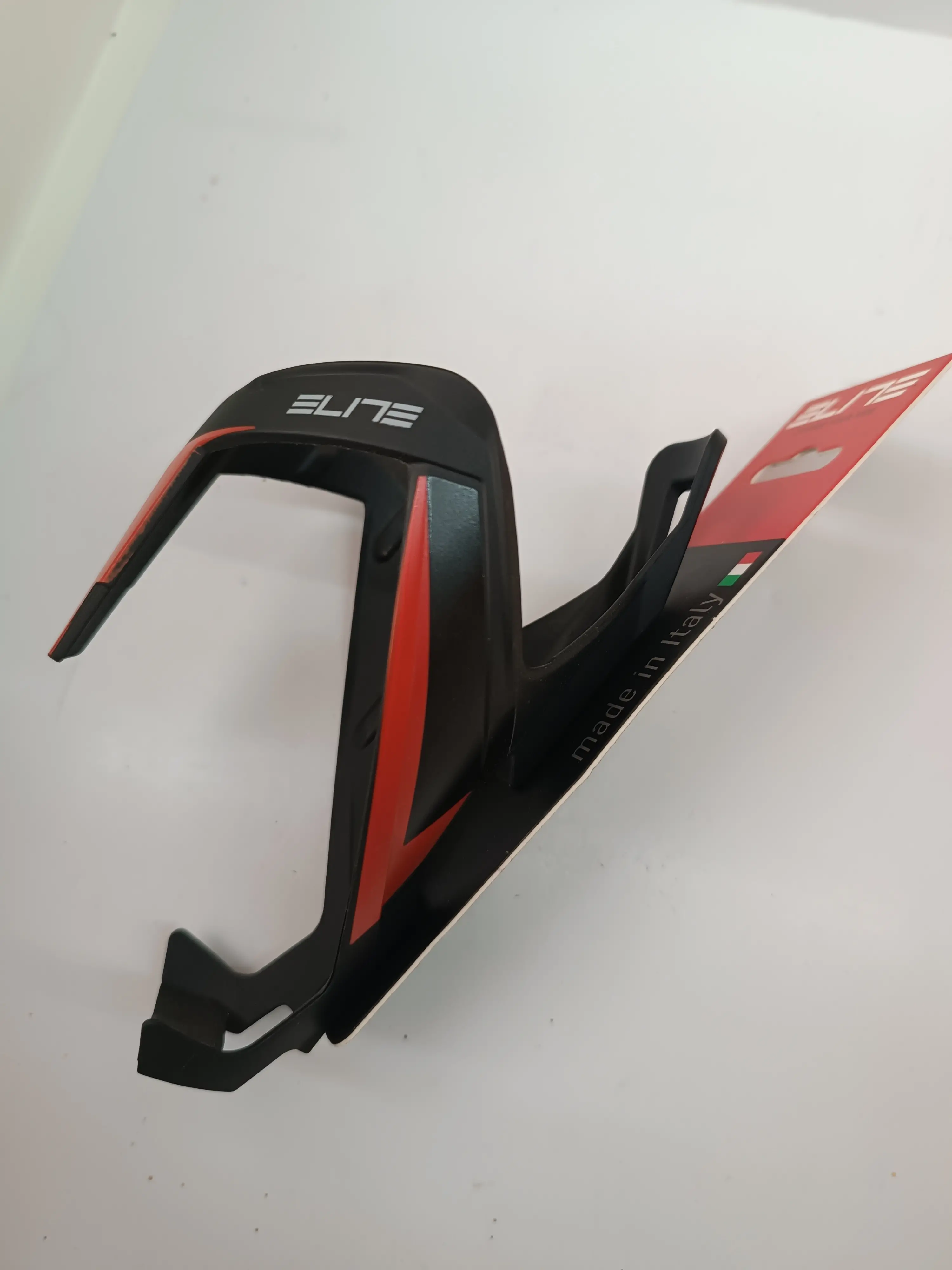ELITE VICO CARBON BOTTLE CAGE (BLACK-RED)