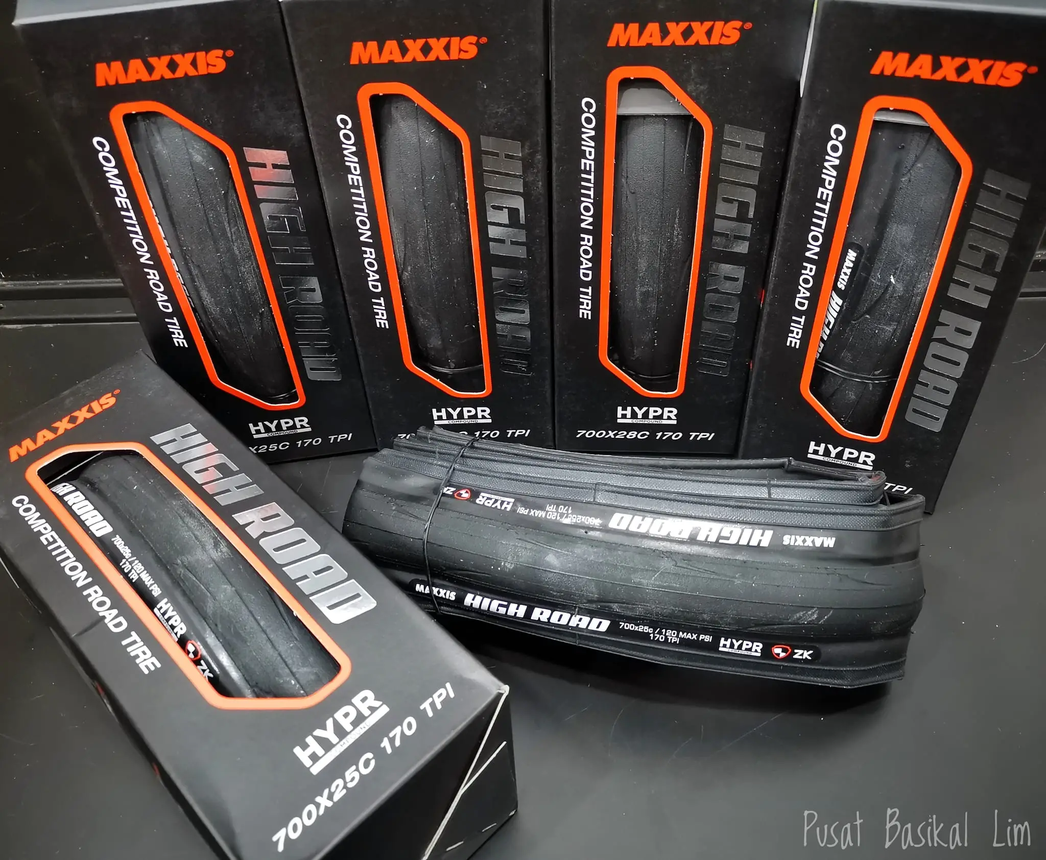 Maxxis High Road Tubeless Ready 700x25c Tire