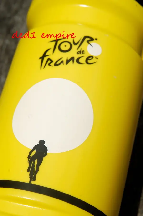 TOUR DE FRANCE – botol air basikal kuning (ASLI)