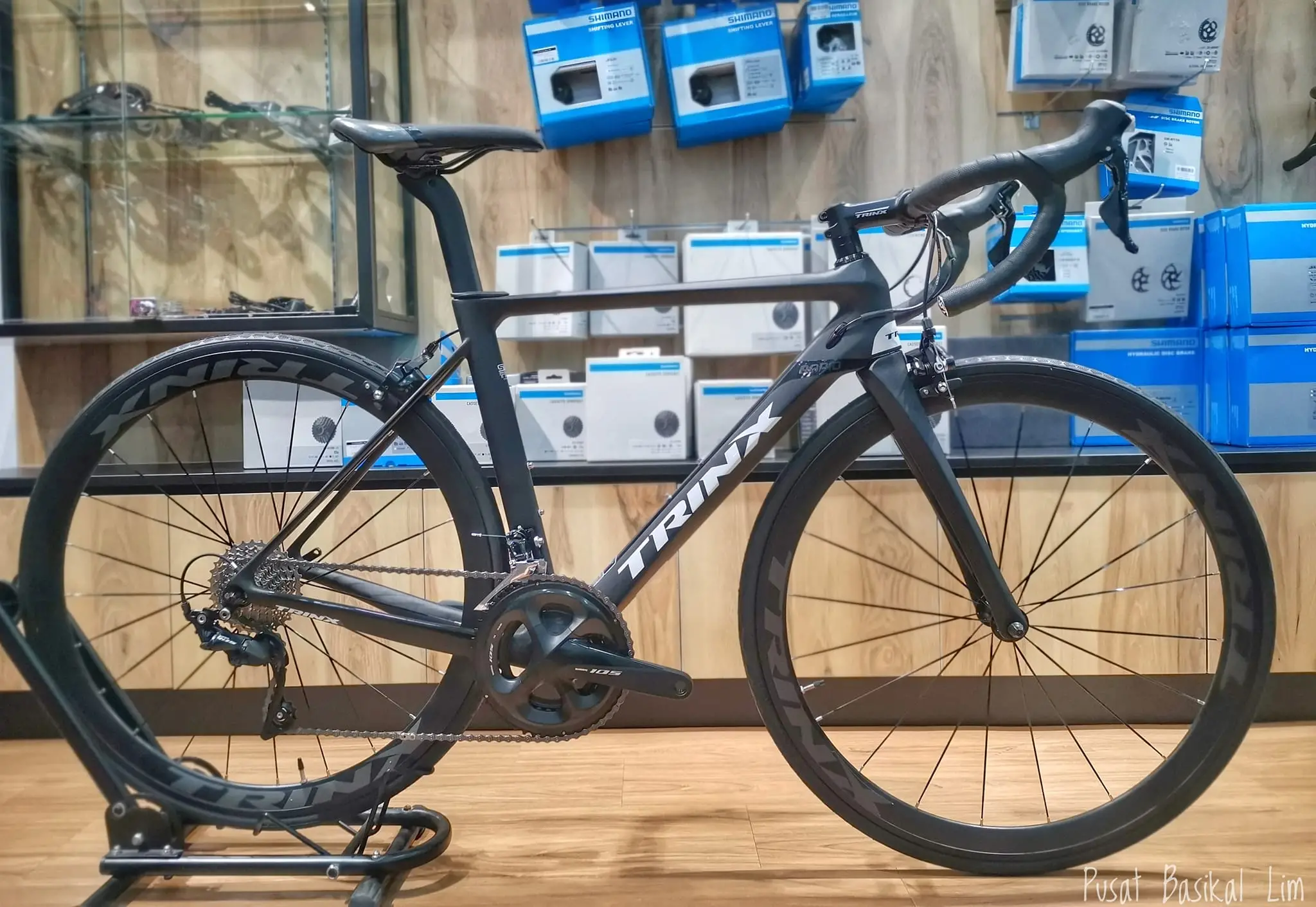 Trinx Rapid 2.0 Carbon Road Bike
