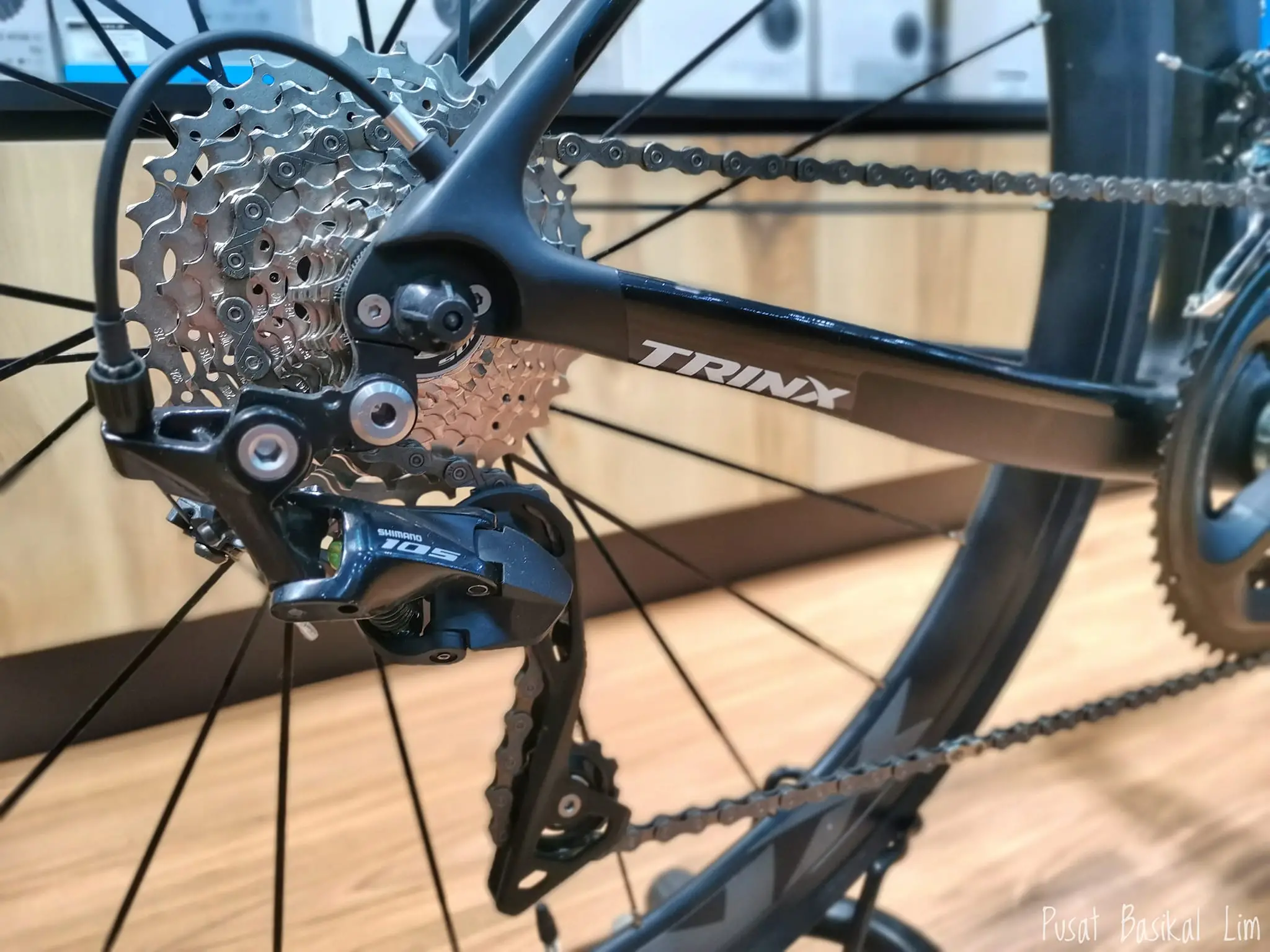 Trinx Rapid 2.0 Carbon Road Bike