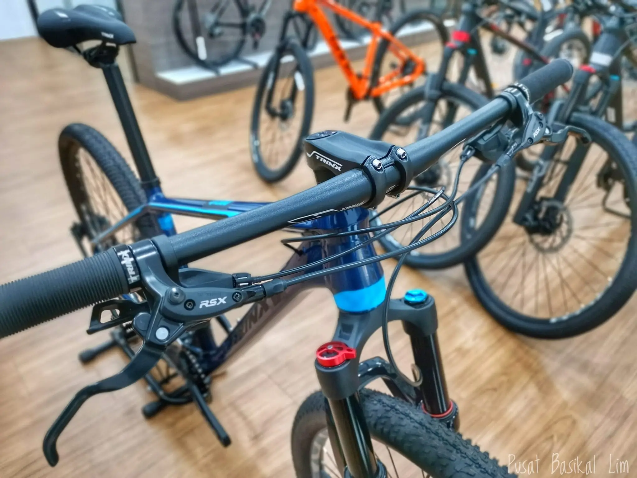Trinx Q1300 Pro 29 MTB