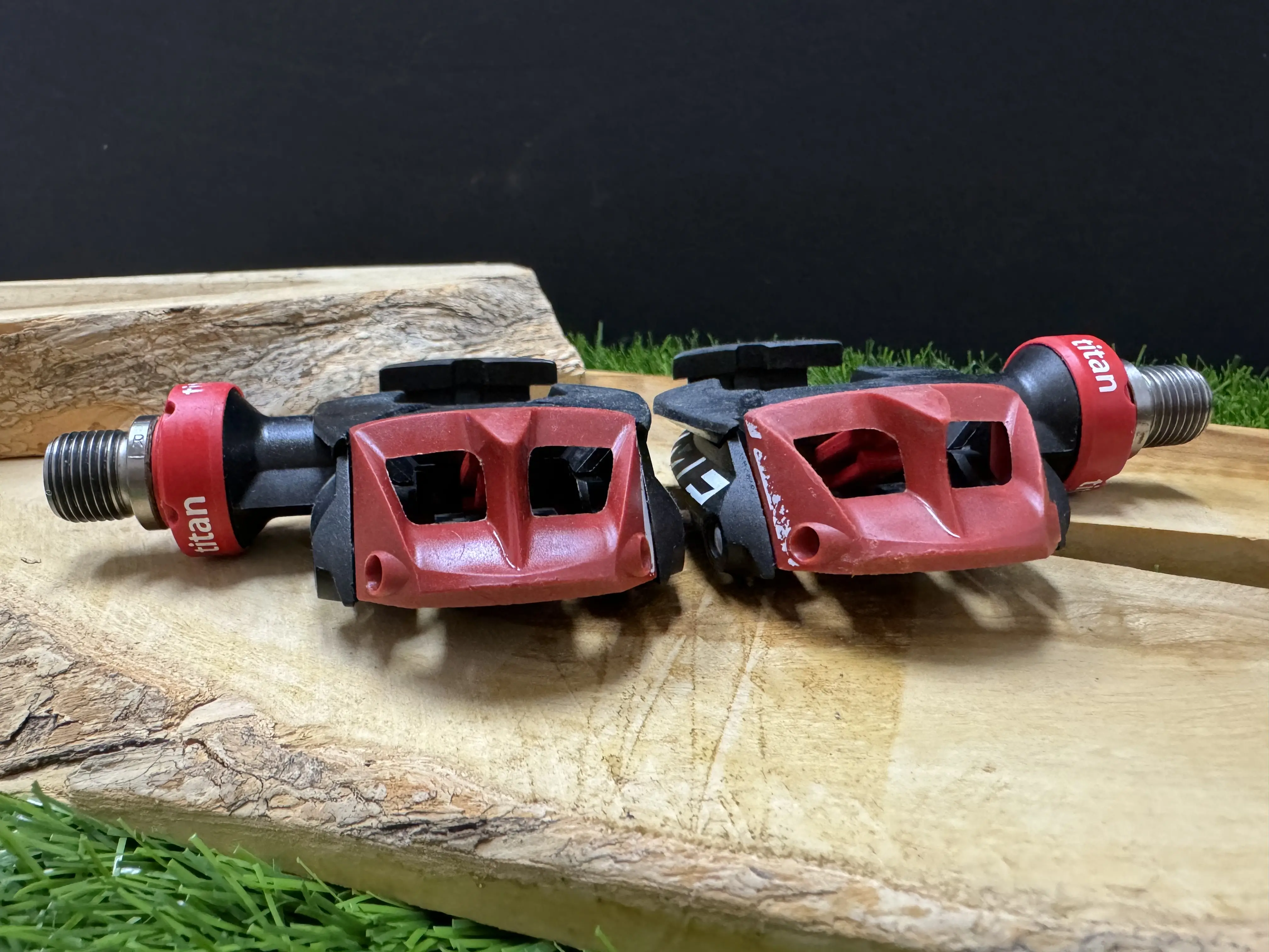 Time Titan Carboflex flecible carbon blade red/black - used