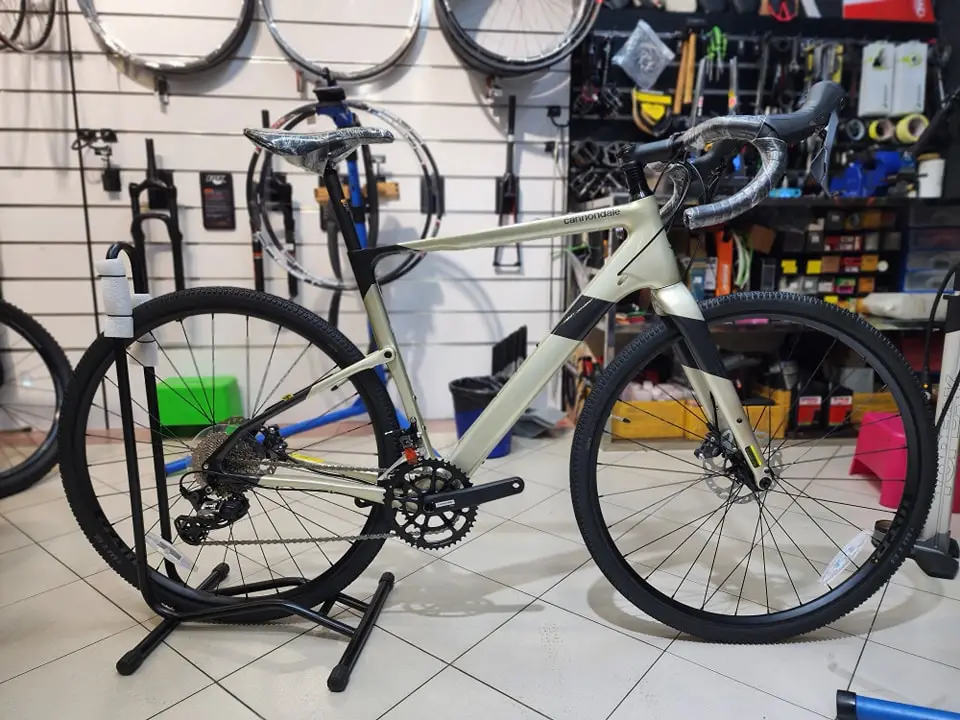 CANNONDALE TOPSTONE CARBON 4 CHAMPAGNE (M)