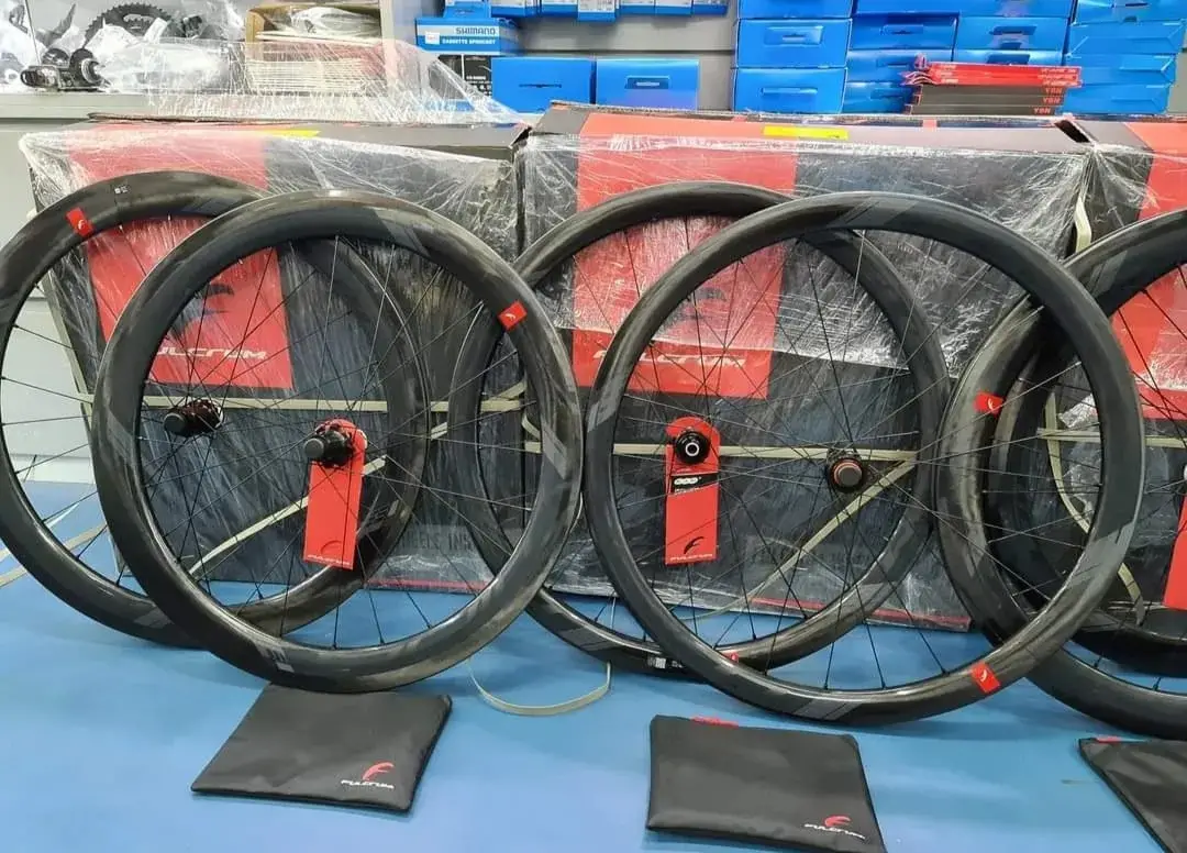 Fulcrum Wind 55 Disc -Carbon Wheelset- (55mm) (Brand New !!)
