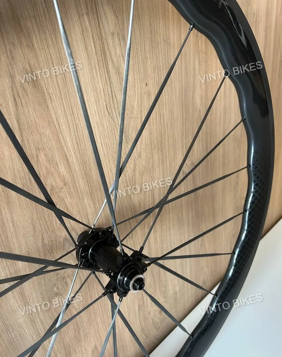 KOMCAS CARBON WHEELSET EVO SERIES - Rim Brake / Disc Brake