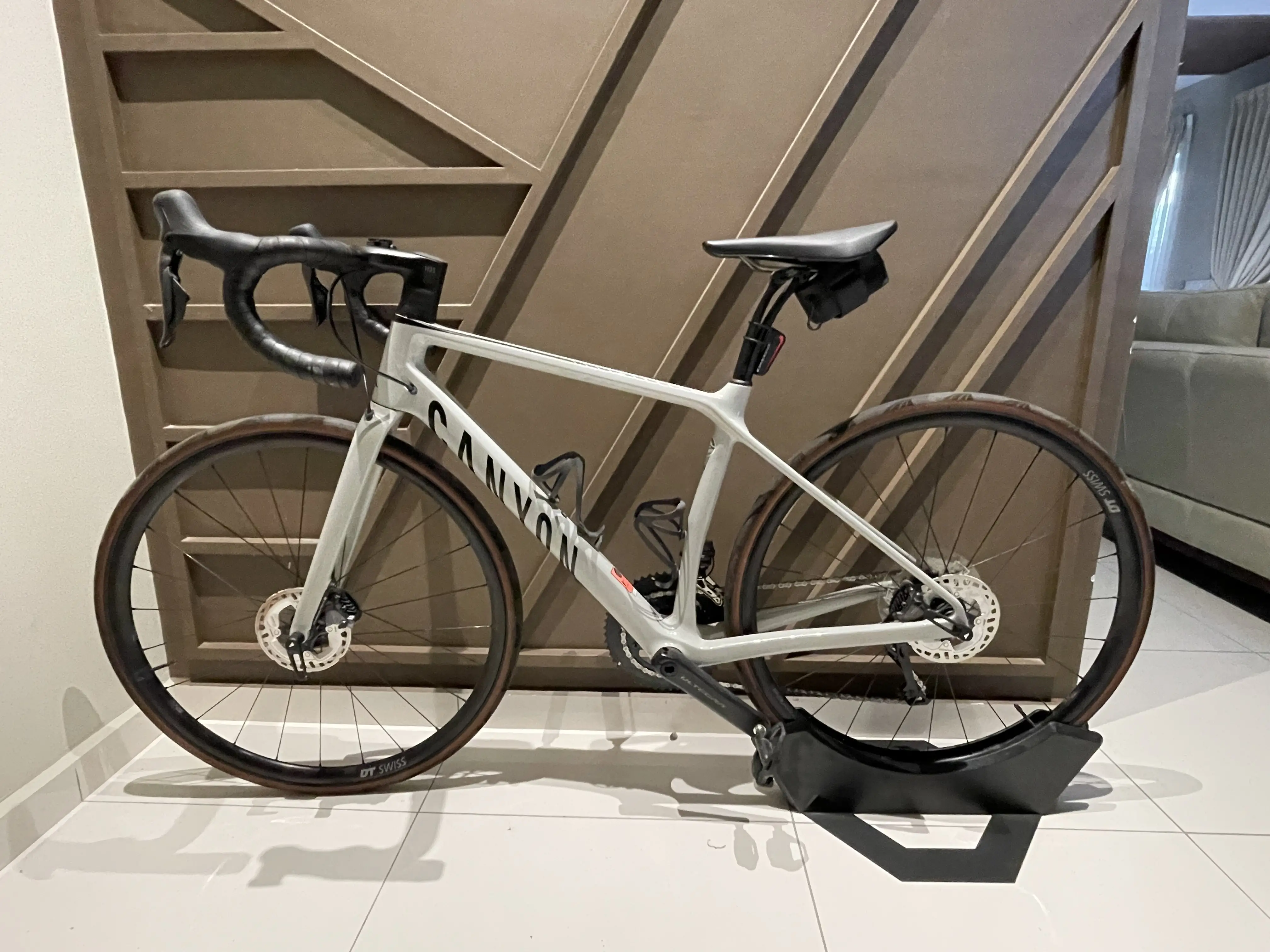 CANYON Endurace CF SL 8 Di2