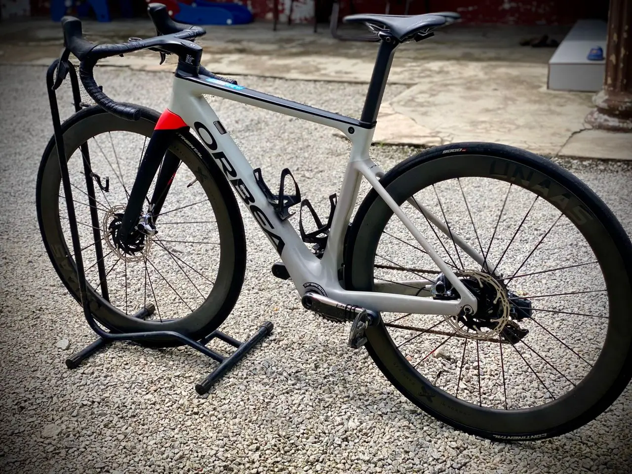 Sram Red AXS disc roadbike groupset : Flagship model